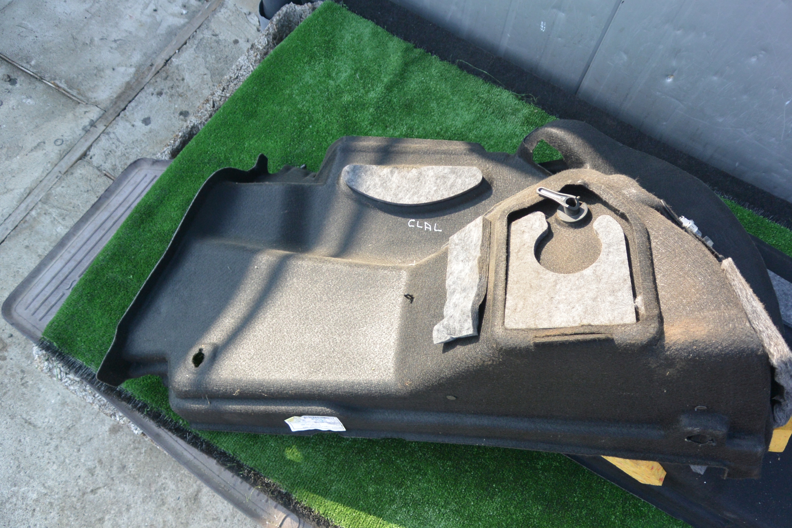 side upholstery boot right left sedan MERCEDES-BENZ CLA-KLASA W117