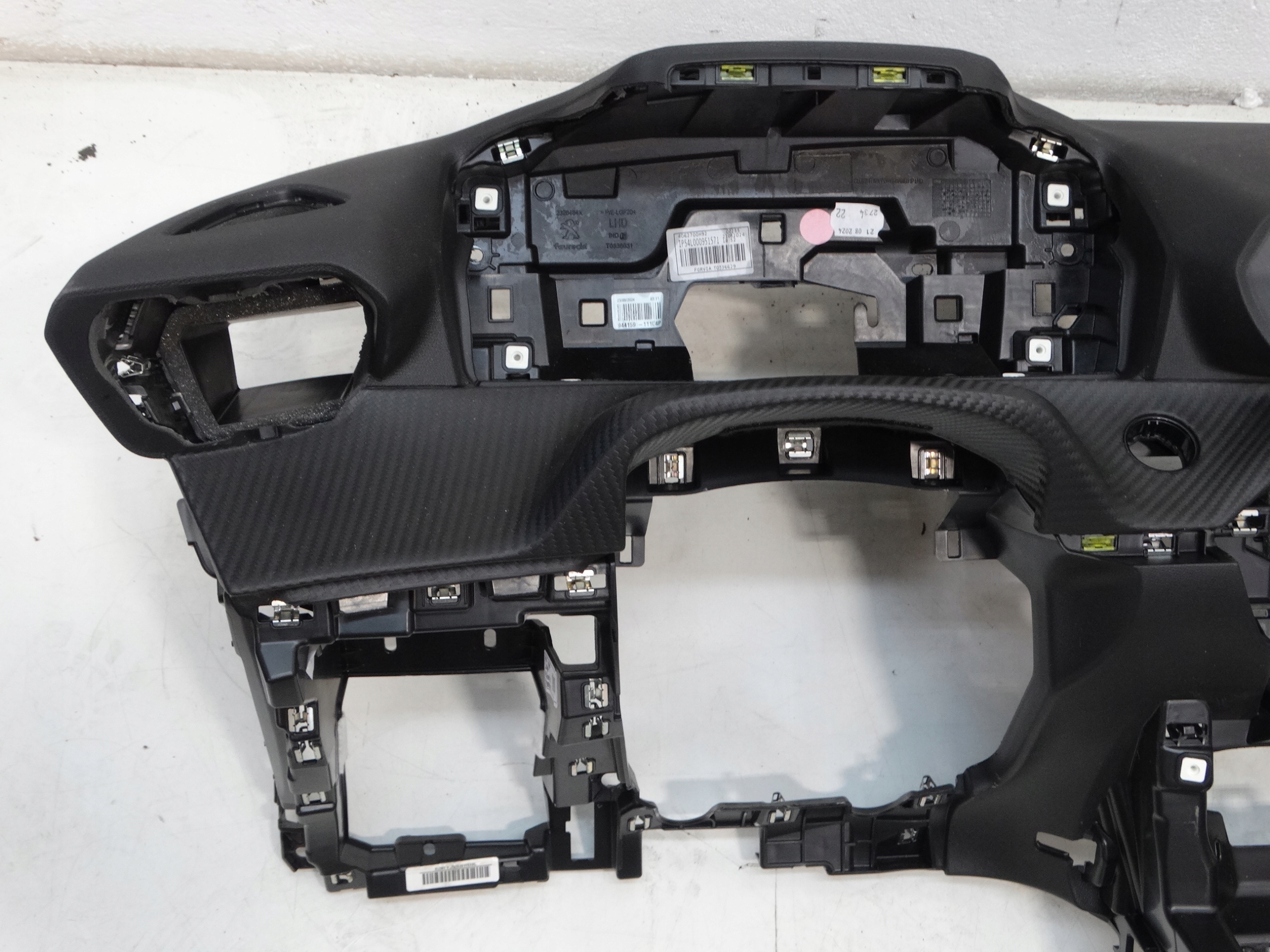 dashboard instrument panel cockpit console PEUGEOT 2008 II LIFT 24R. 2326484X