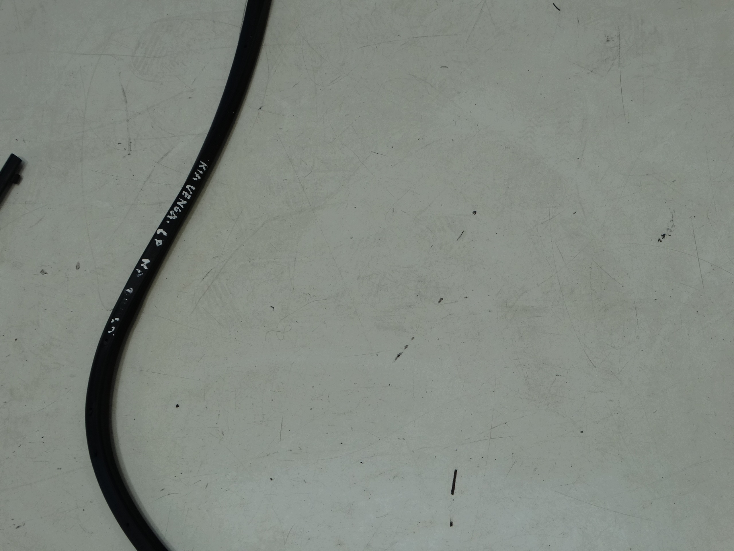 gasket door left front KIA VENGA 2009-2019R.