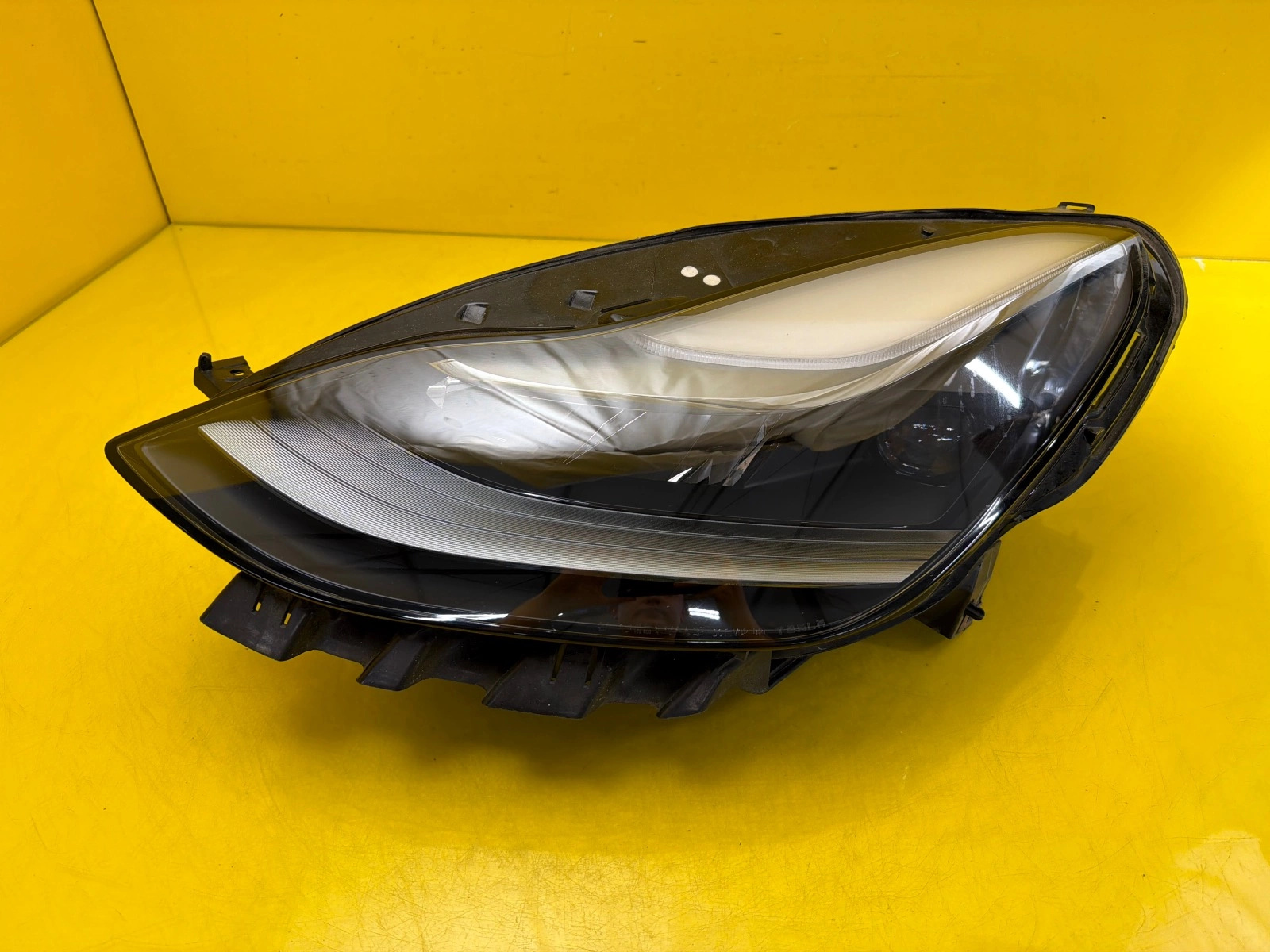 light left front Tesla Y Lift Full Led 1514952-00-C