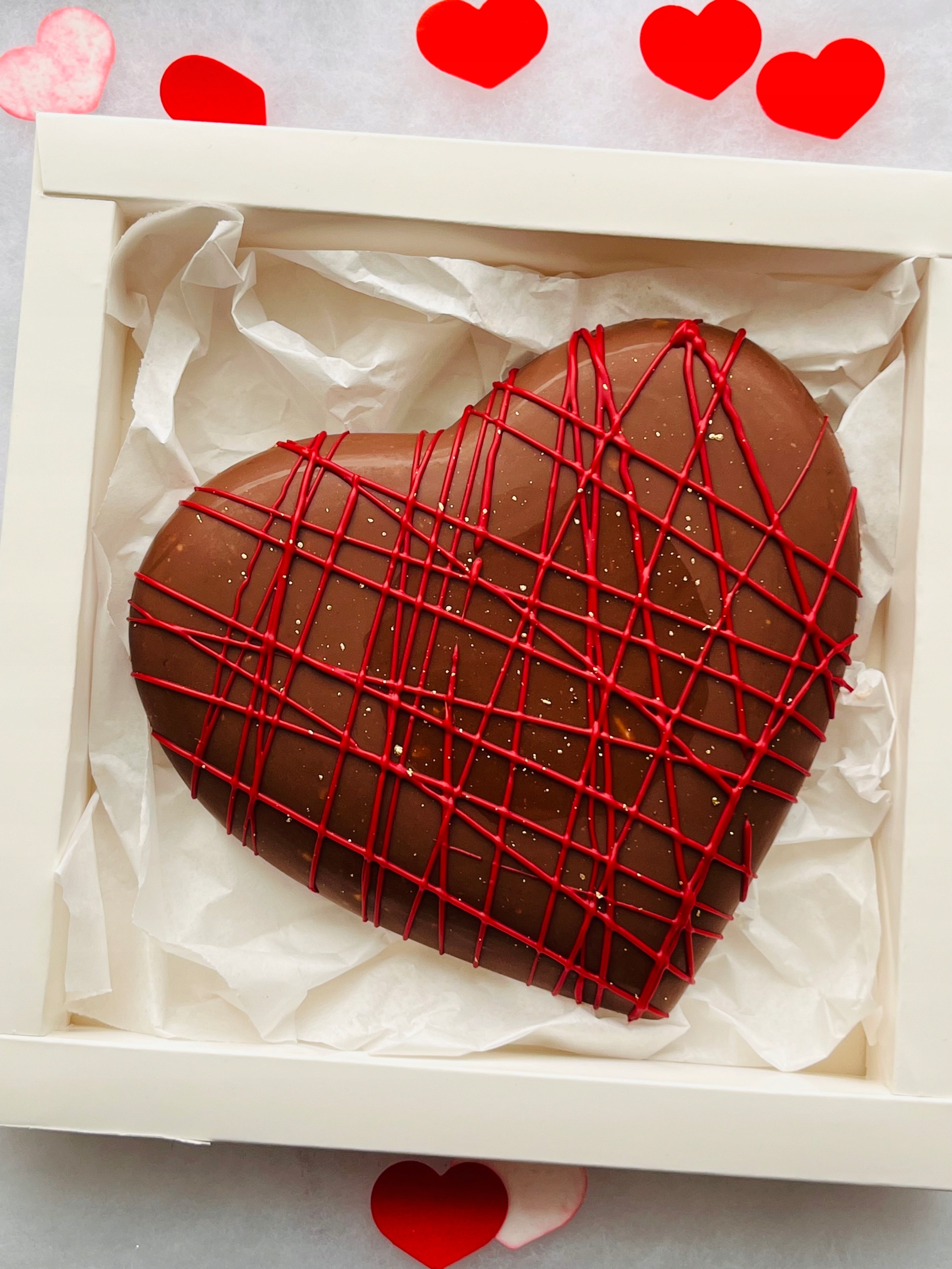 Čokoládové srdce s náplní Slaný karamel na Valentýna Dárková sada