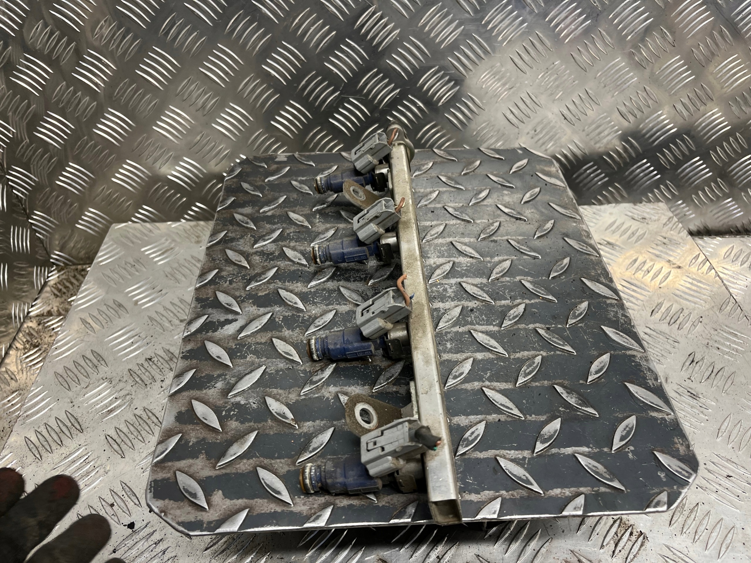 injection ramp KIA SOUL 35310-2B000