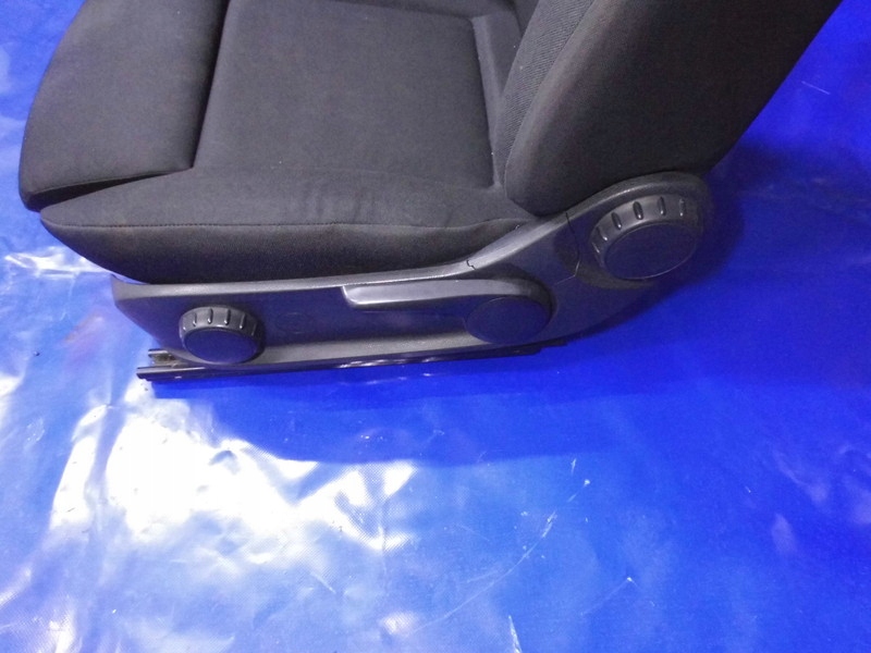 seat driver´s left front EUROPA MERCEDES SPRINTER W910 W907 18-25R