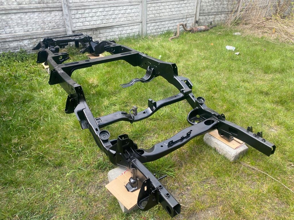 HUMMER H2 03 09R RAMA NADWOZIA Car type 4x4 SUV