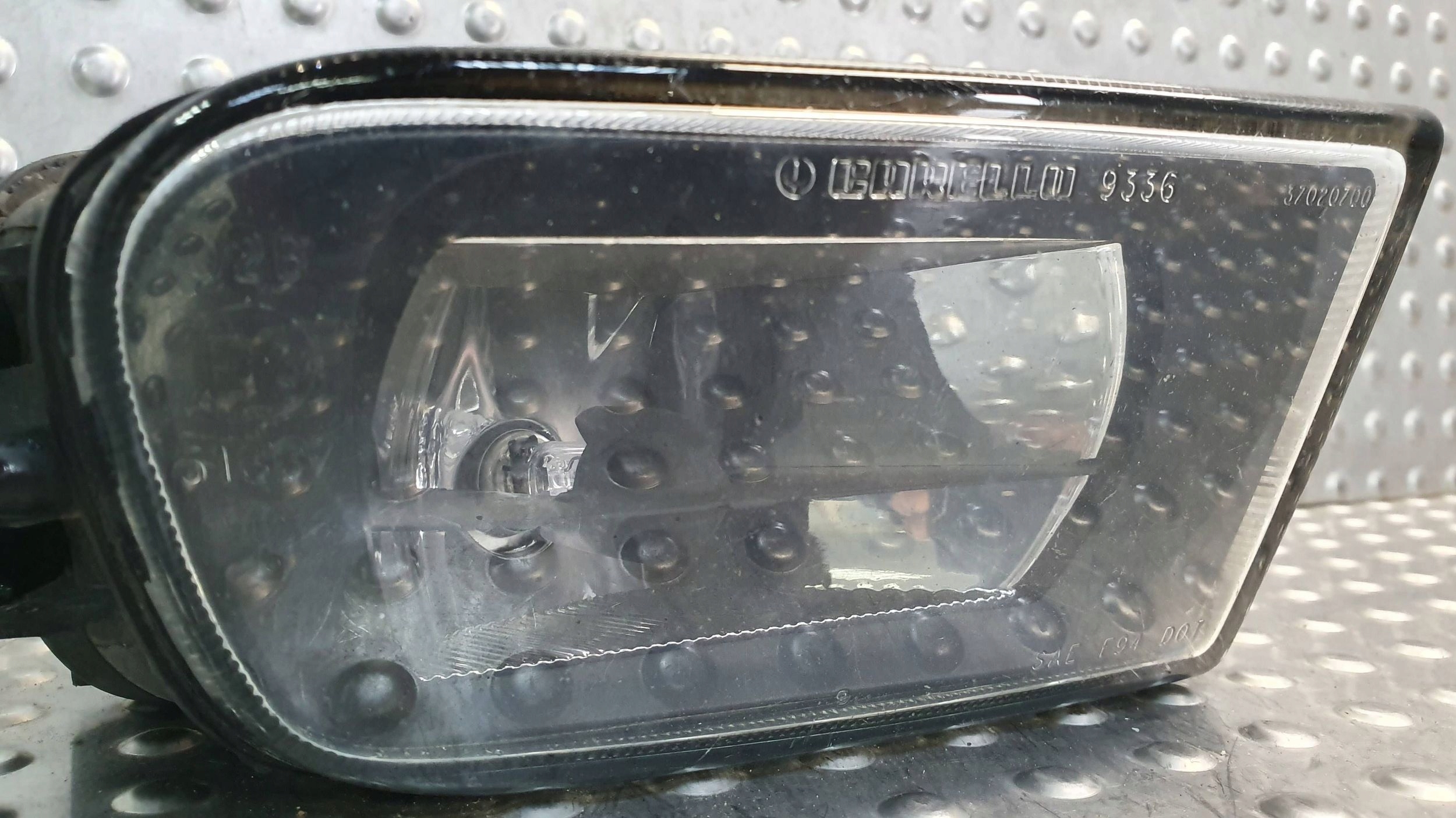 Nebelscheinwerfer rechts BMW 5 E39 95- 37020749