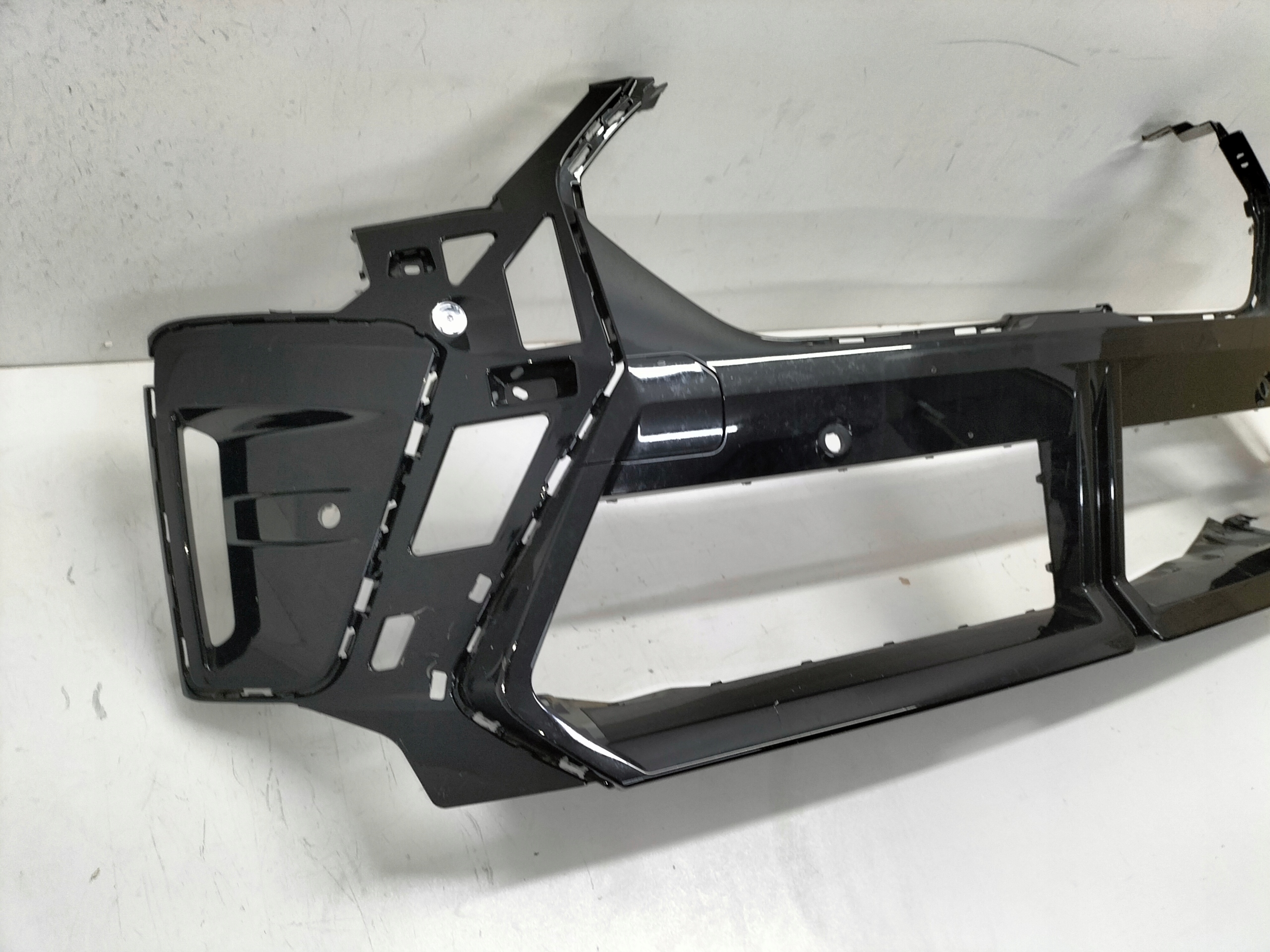 nárazník přední předek BMW X2 U10 24-m-packet