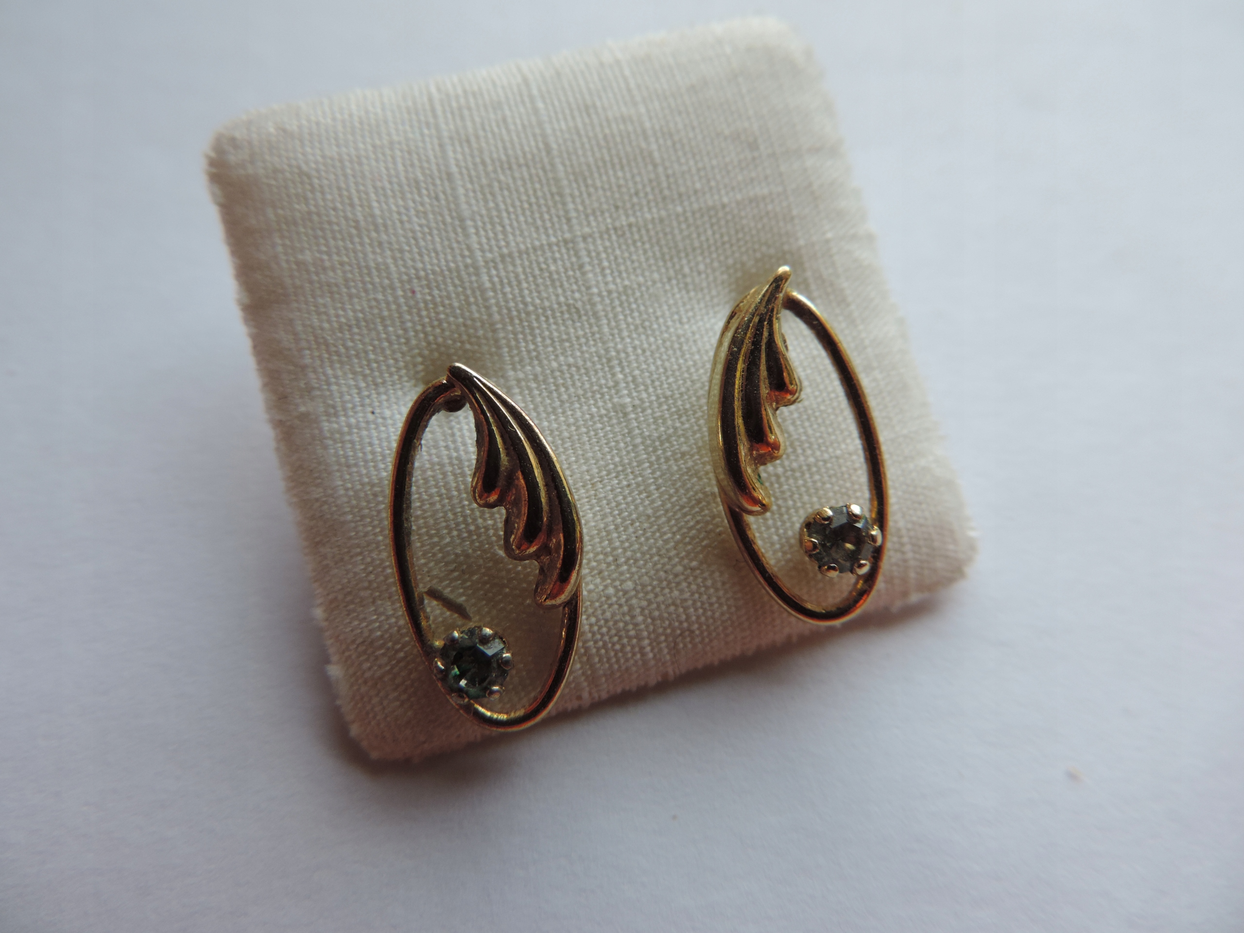 BIŻUTERYJNE RÓŻNOŚCI - KOLCZYKI