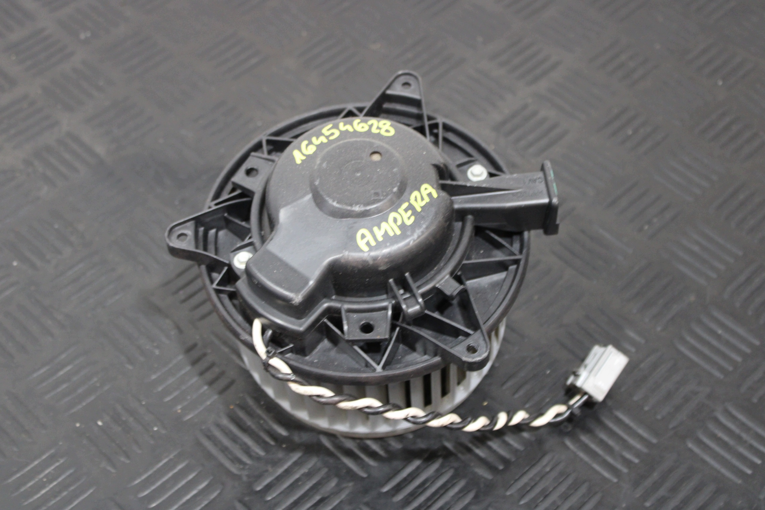 tOPENÍ ventilátor topení 16454628 OPEL AMPERA