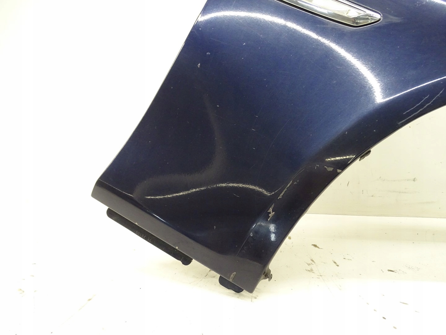 fender right front front BMW 5 F10 F11 A89 IMPERIAL BLUE