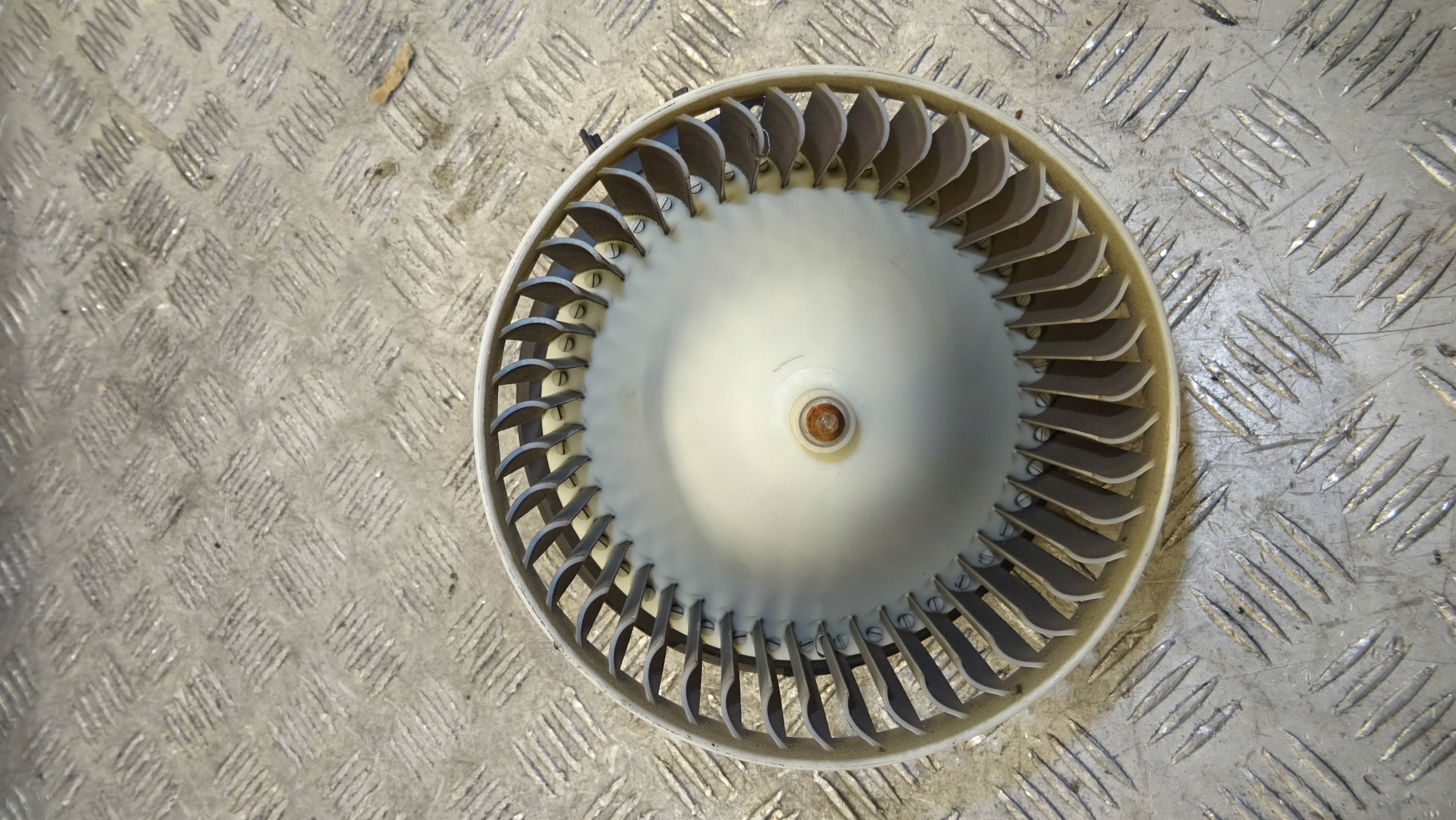 Ventilateur de chauffage VW UP 1S1819015D