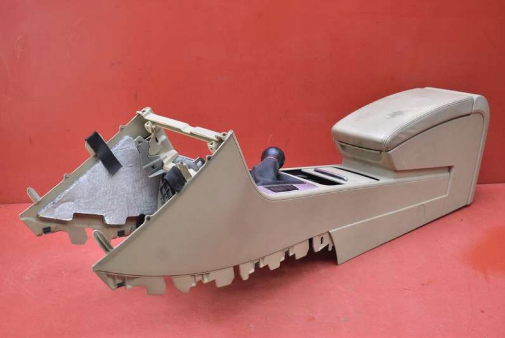tunnel central armrest EU 3C0863319S VW PASSAT B6 05-10