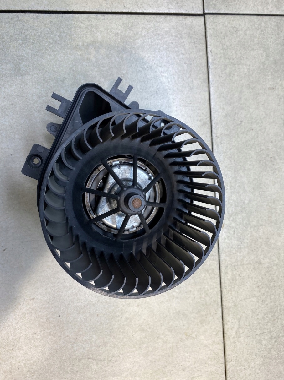 ventilátor tOPENÍ MINI COOPER a R50 W964423D