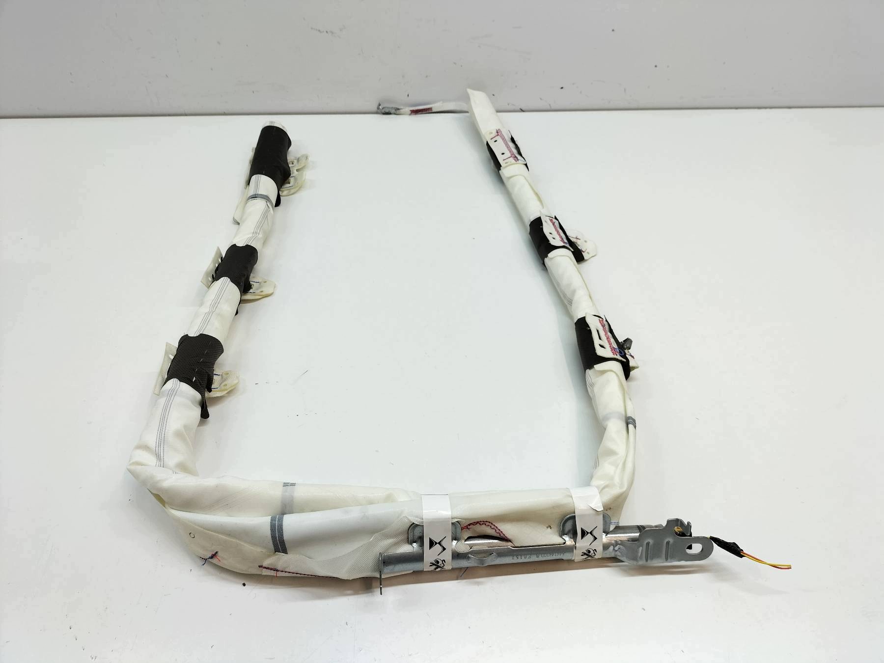 střešní airbag levá řidičů 9827991480 Peugeot 208 II (2019- )