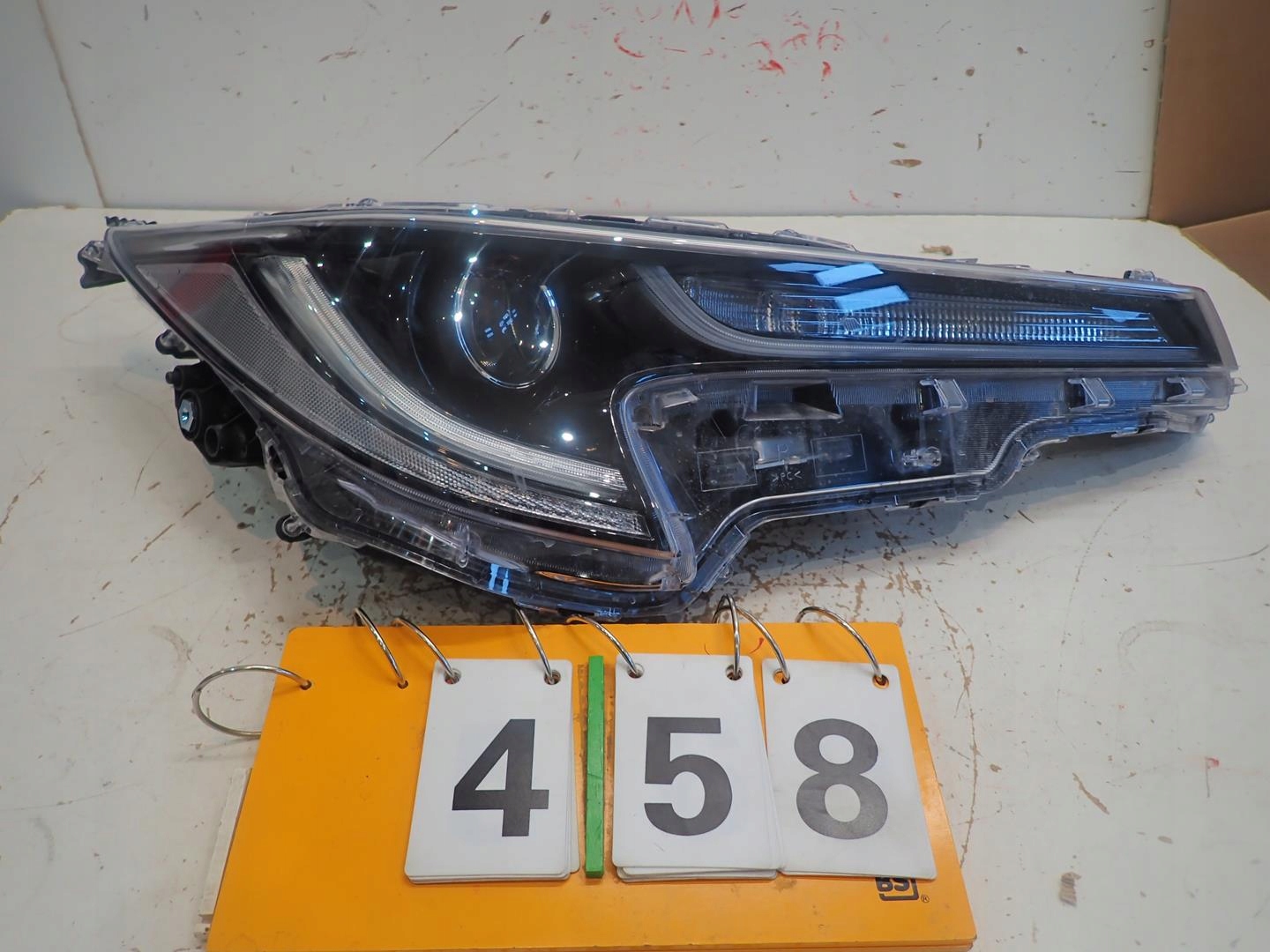 light front right TOYOTA COROLLA E21 19- FULL LED