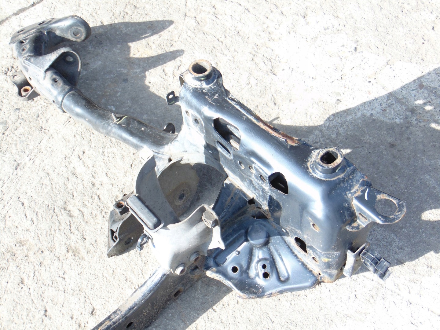 axle beam axle beam subframe AUDI A6 C7 2.0 TDI 4H0399135