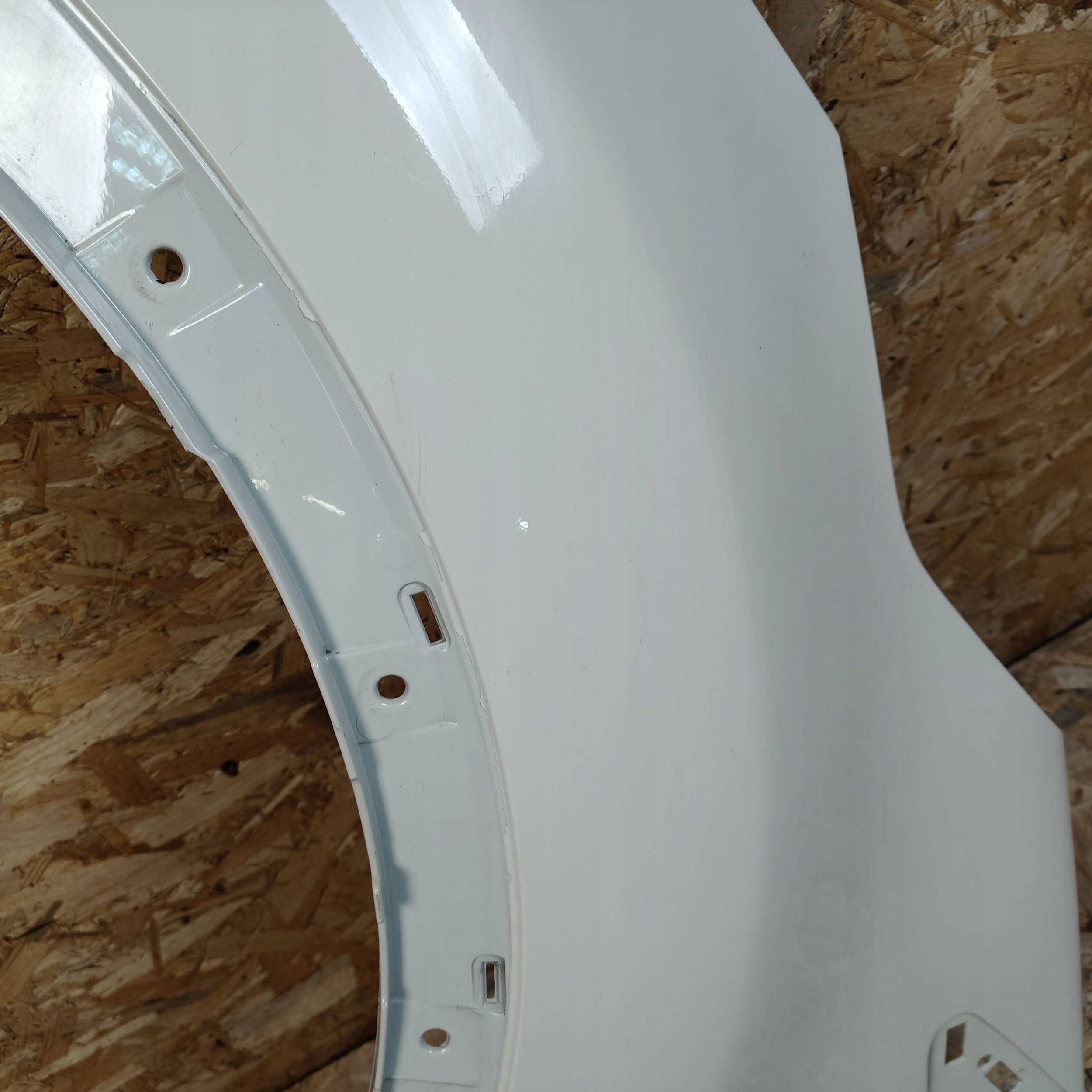 fender front side left Renault Captur