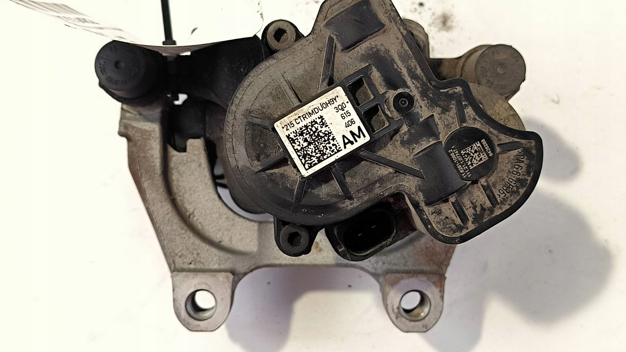 caliper brake rear part right 1.5 TSI SKODA SUPERB III