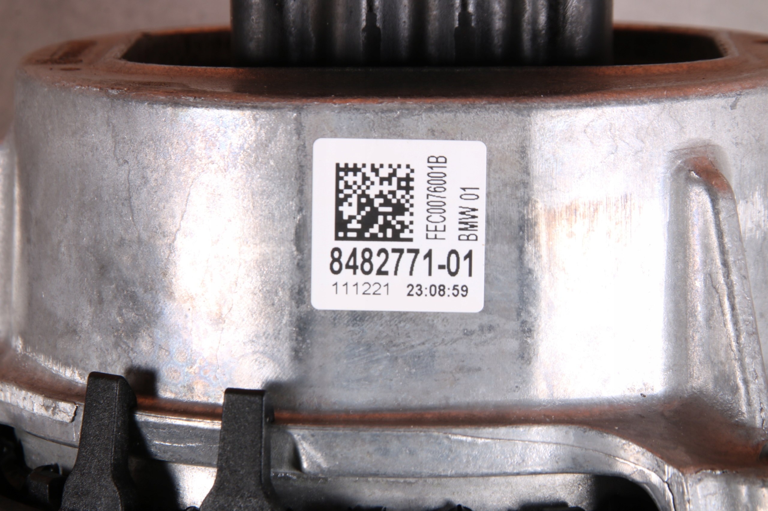 BMW G30 G31 B47 B47B B47D B47F XD5O engine mount left 8482771 31 km !!!