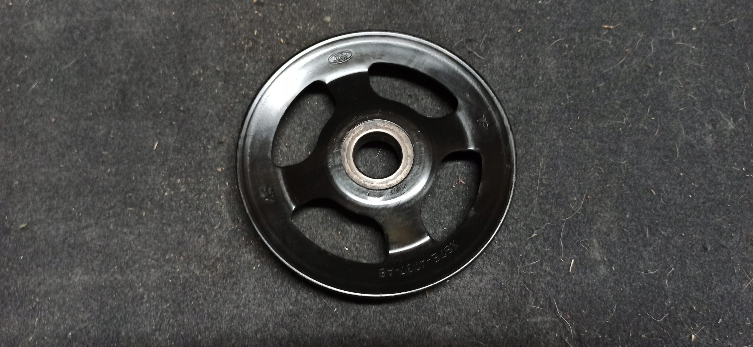 FORD MONDEO MK3 2.0 TDCI pulley XS7E-4737-AB