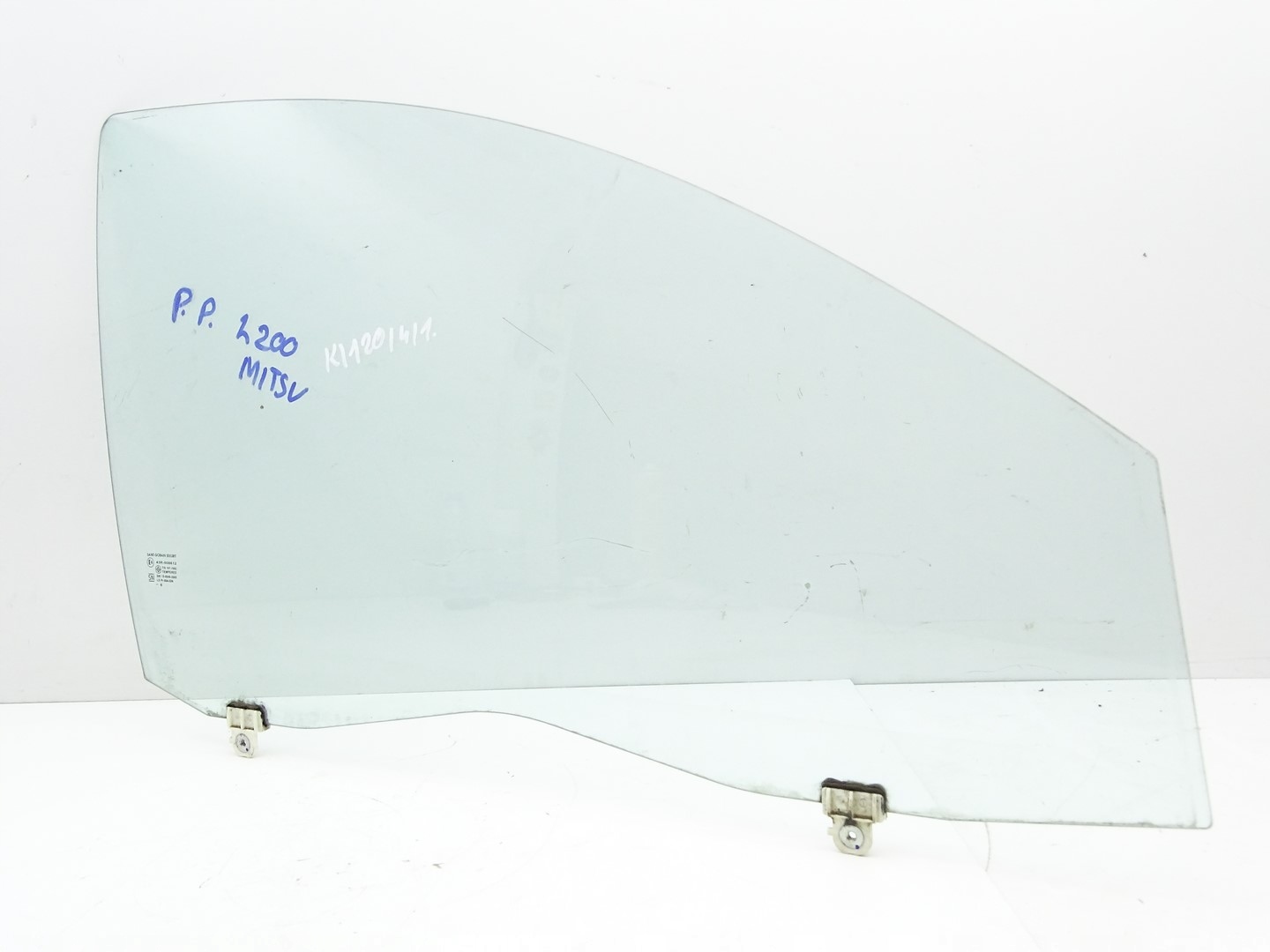 window side door right front right front MITSUBISHI L200 V 15- 2016