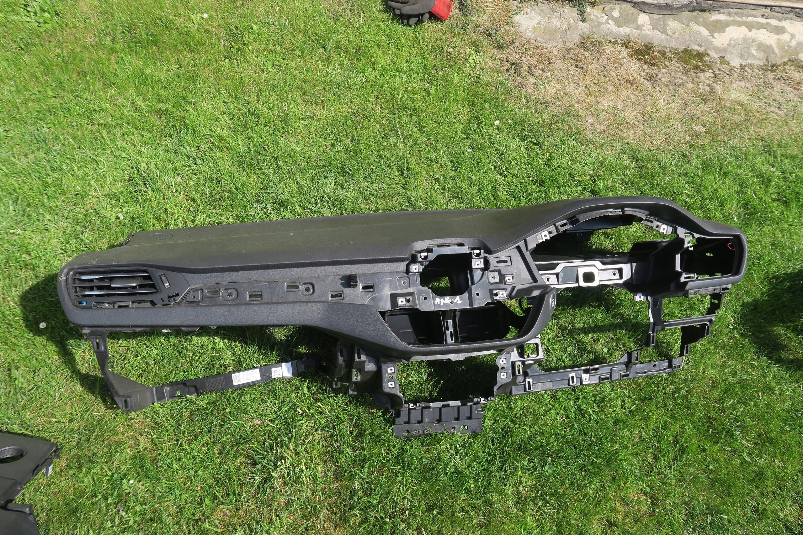 FORD FOCUS MK4 DESKA KONSOLA ANGIELSKA DASHBOARD