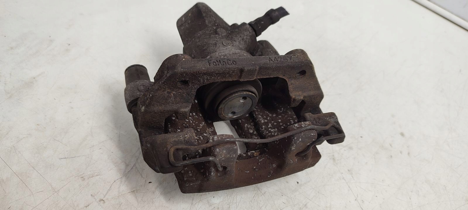 caliper rear part rear left Ford Focus MK3 2,0 TDCI