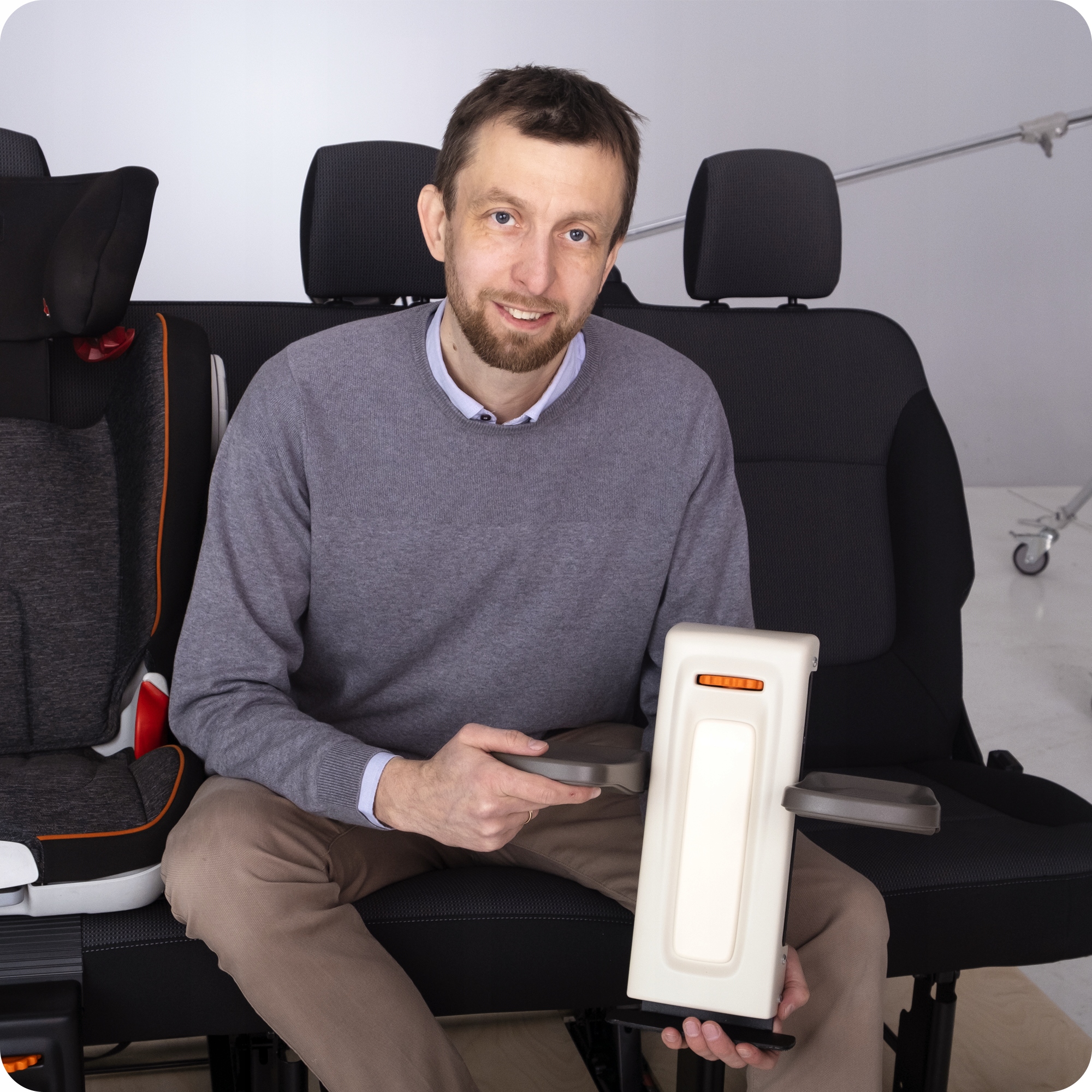 Stópołapki - Podnóżek do fotelików samochodowych B Marka inny