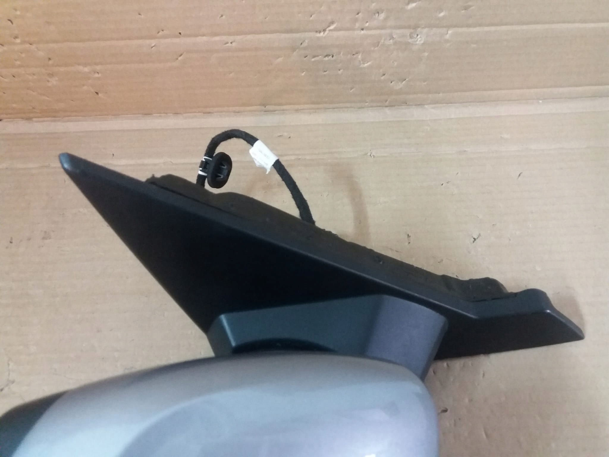 JEEP AVENGER 2023r- LUSTERKO PRAWE (6+2) 8 PIN EU Tryb pracy elektryczny