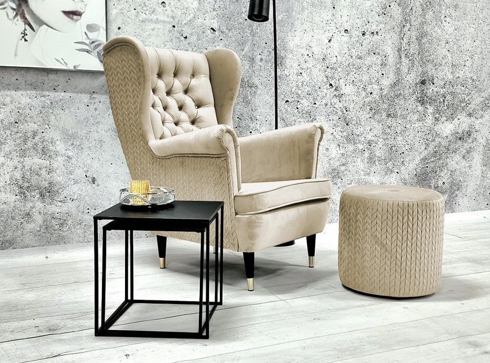 

Fotel Uszak Glamour Chesterfield Podnóżek Premium