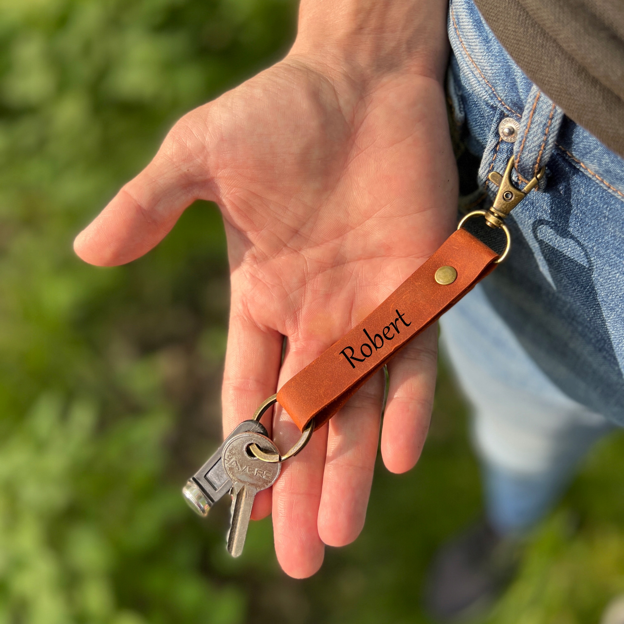 Přívěsek Na Klíče na klíče se jménem s gravírováním kožený
