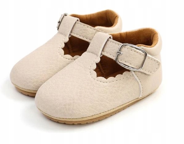 

Buciki niemowlęce 0-6 mscy baletki Na Chrzest 11cm