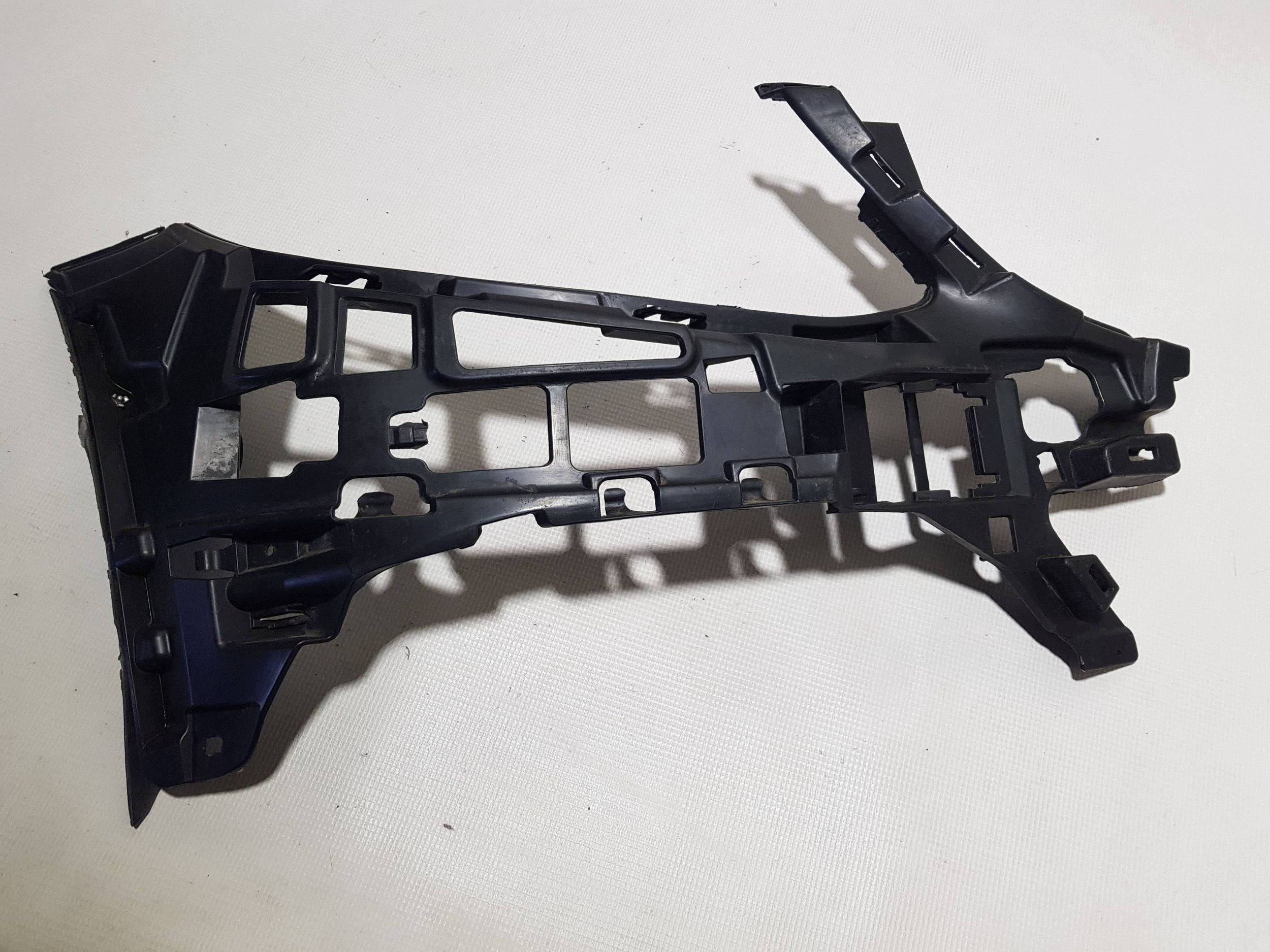 support W bumper right front MERCEDES C W205 A2058850865
