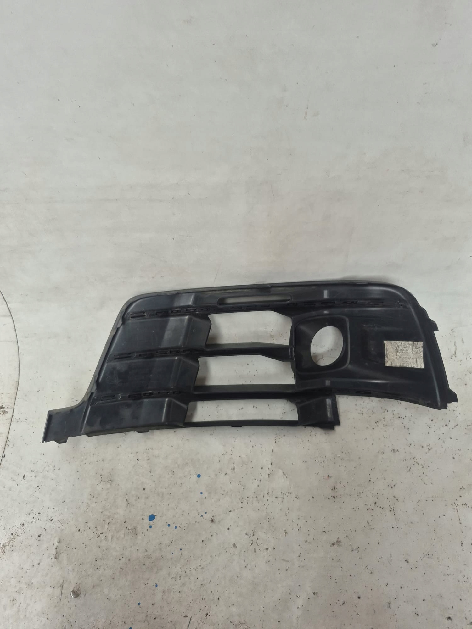 AUDI Q7 4M S-LINE 15- grid of a bumper right front front 4M0807682E