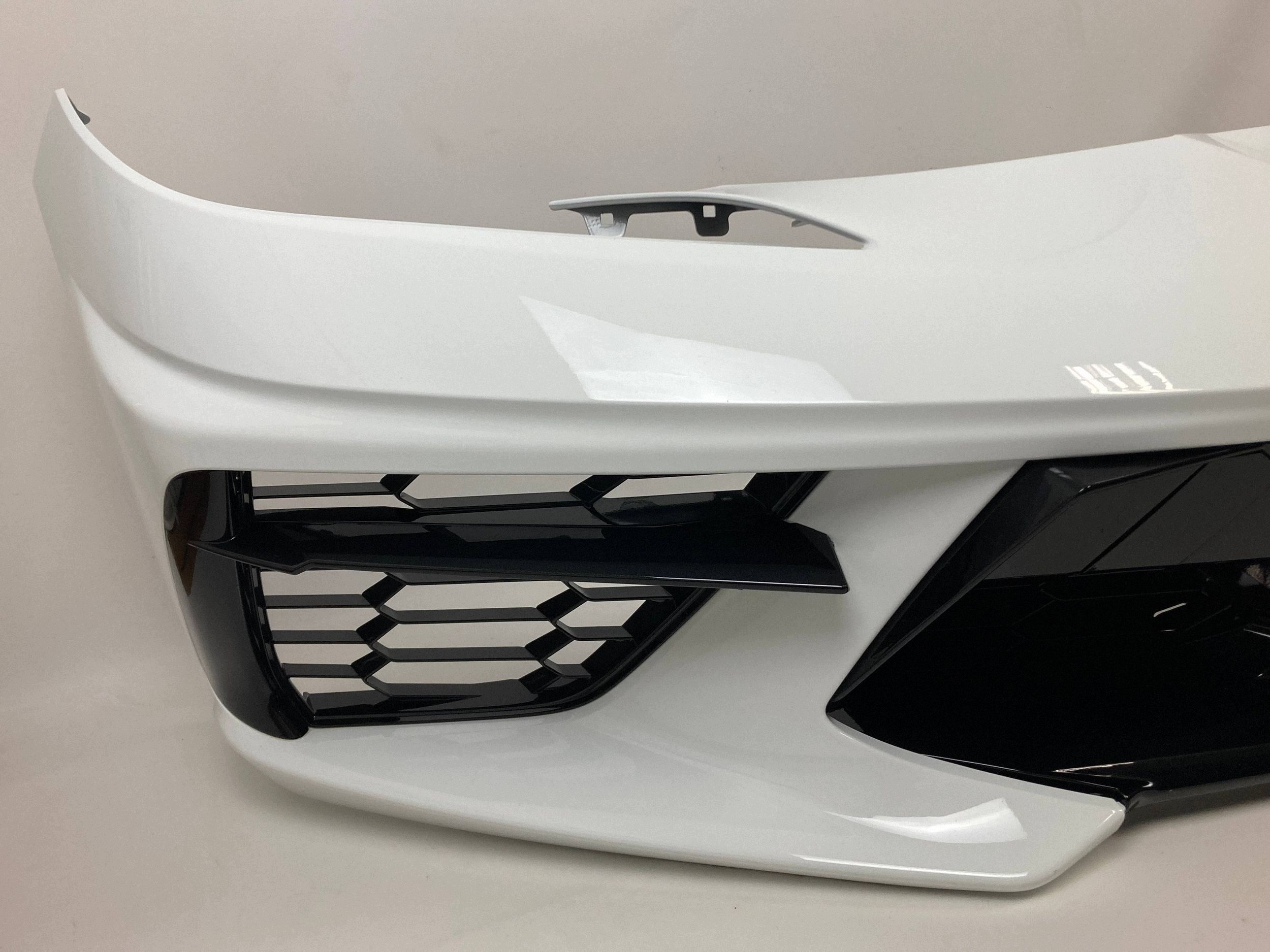 Chevrolet Corvette C8 Stingray Z51 front bumper complete 2020-26 OEM