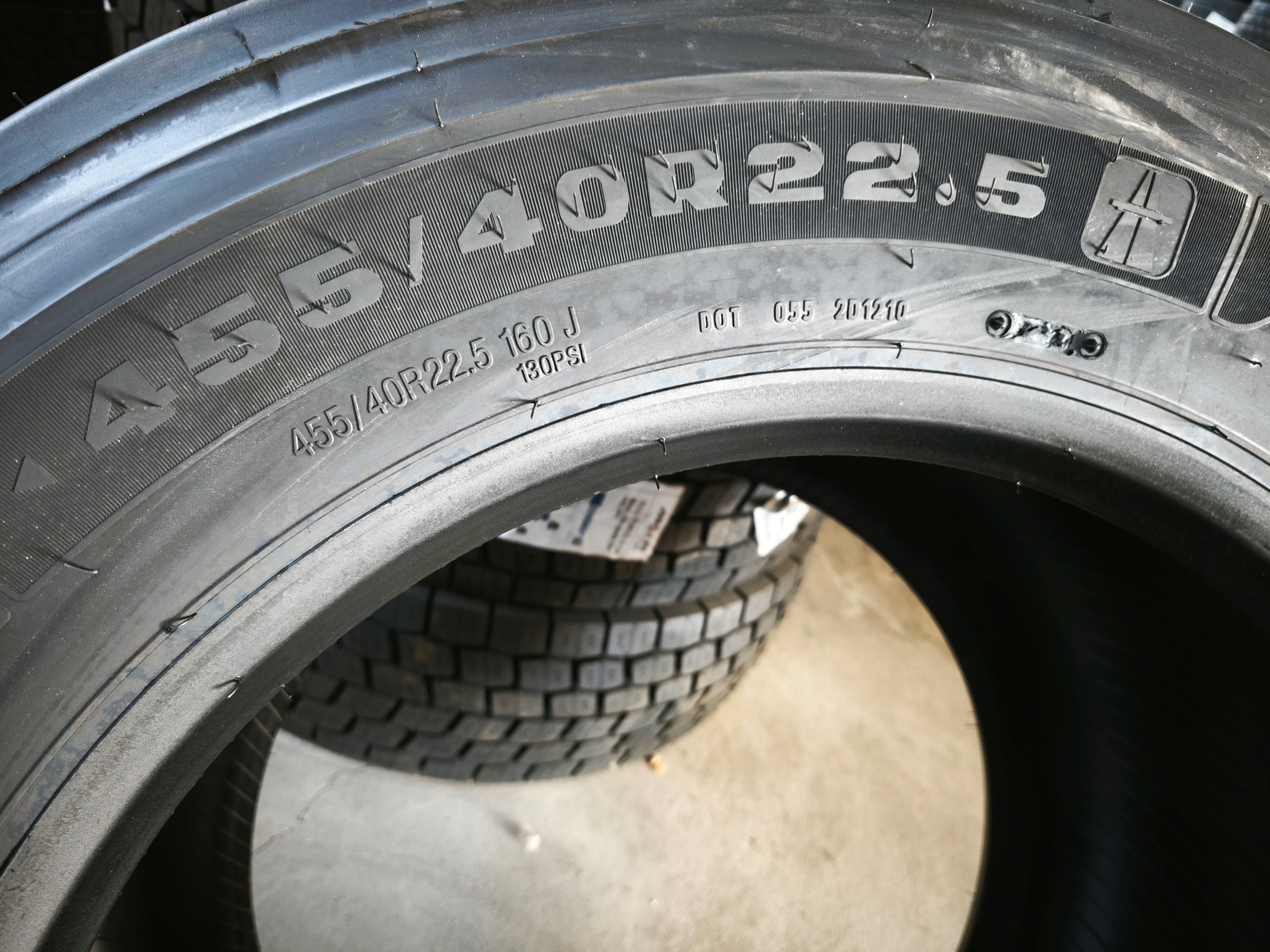 Opony 2 x 455/40R22.5 Samson GL251-T Model GL251T