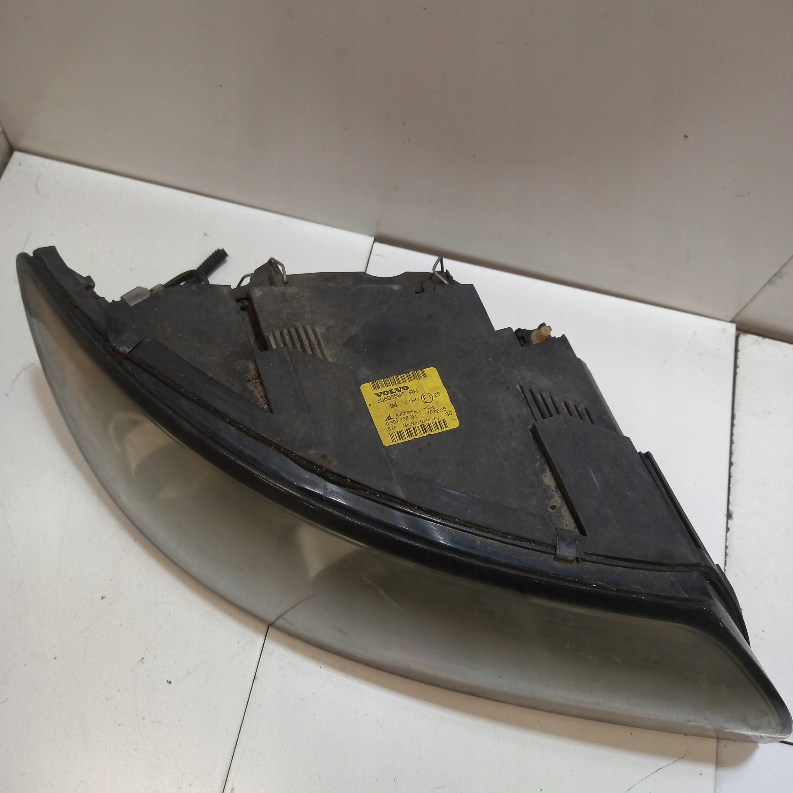 light right front VOLVO V50 30698886 0301198204