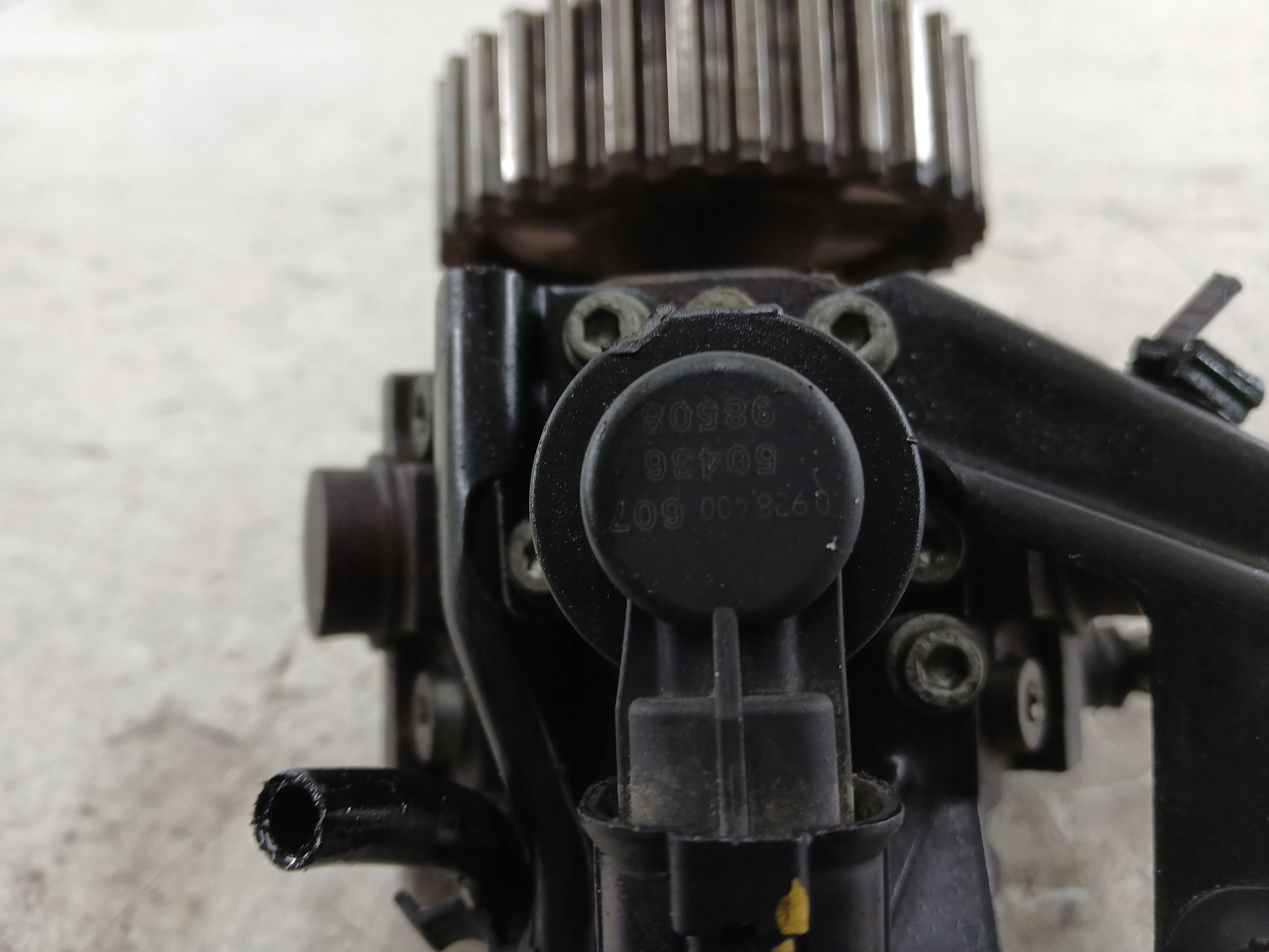 PEUGEOT 207 1.4 HDI Einspritzpumpe 9683703780