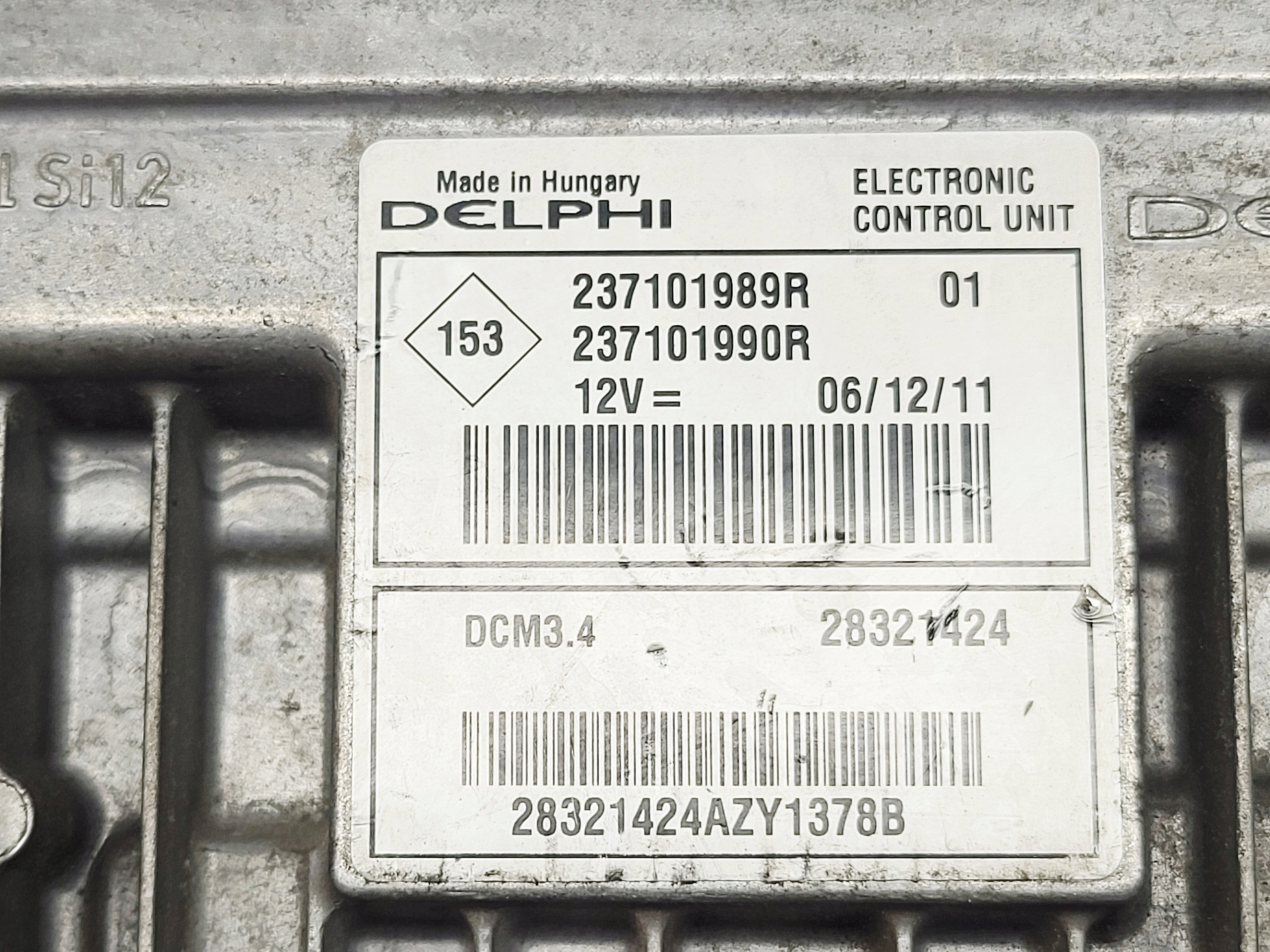 computer control unit of the engine RENAULT CLIO III 1.5DCI 237101989R 237101990R