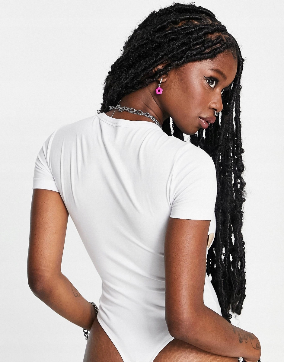 BODY DAMSKIE Z WYCIĘCIEM ROZM S 100 Marka bez marki