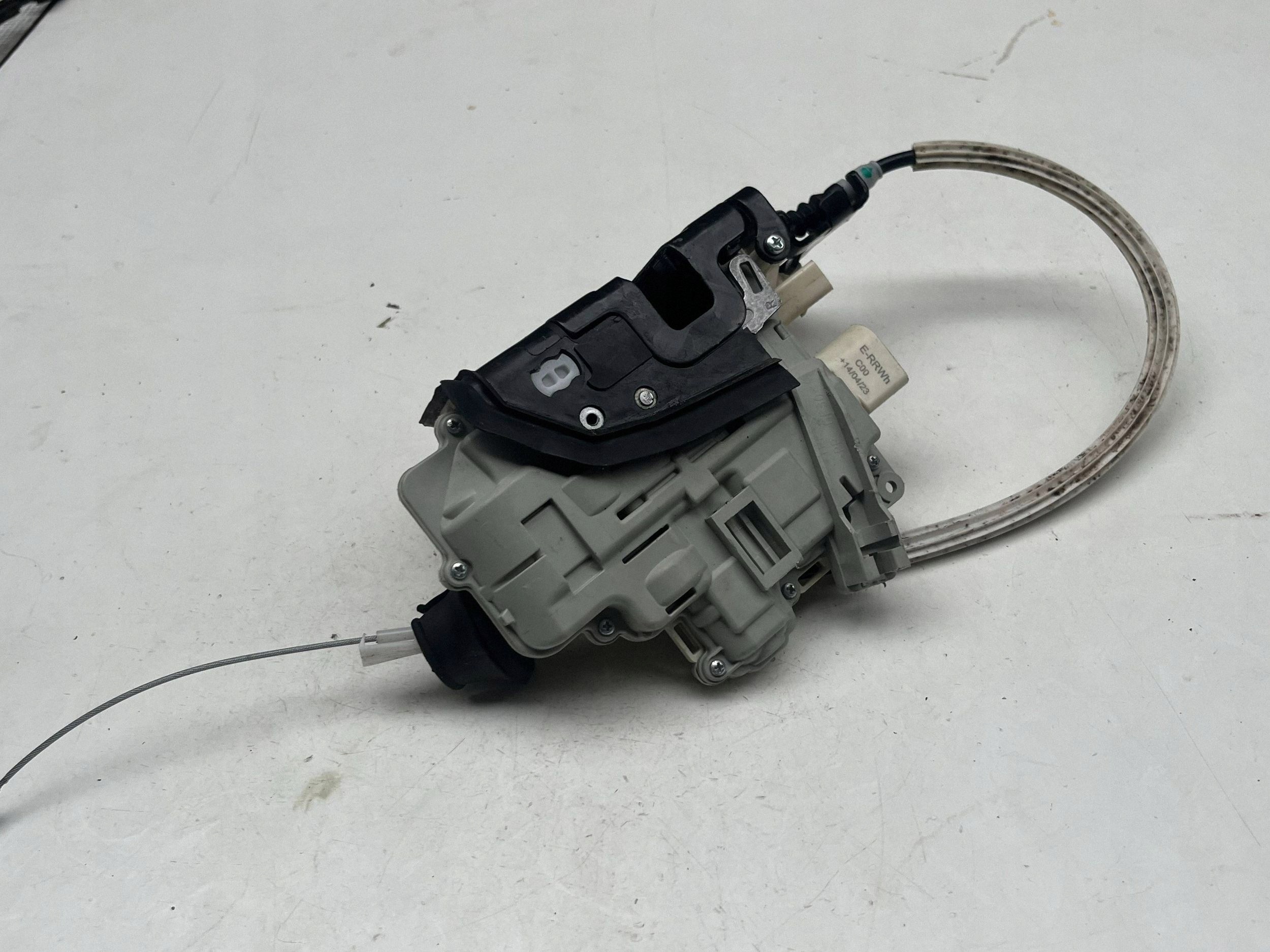 AUDI Q7 4M lock door right front DOCIAG 4M1837016D @M