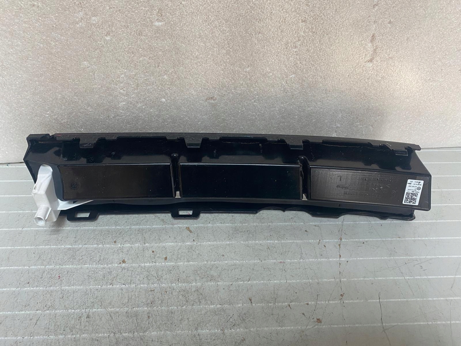 led решетки vw PASSAT B9 3J левая правая