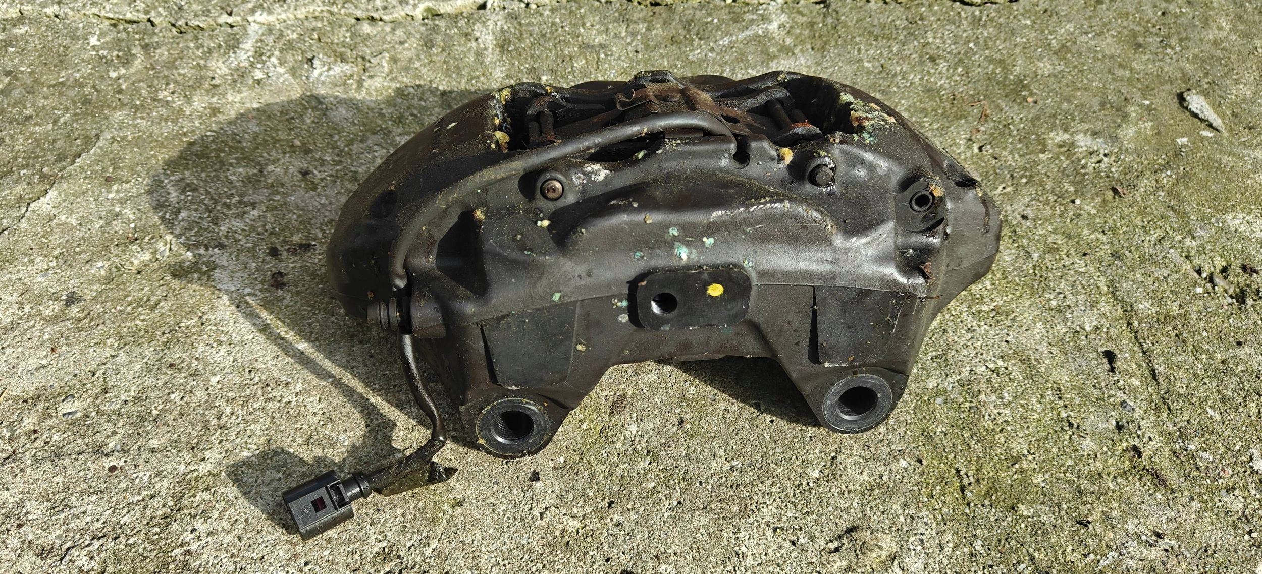 VW Touareg II 7P 10- 3.6 FSI Brembo caliper brake front left front