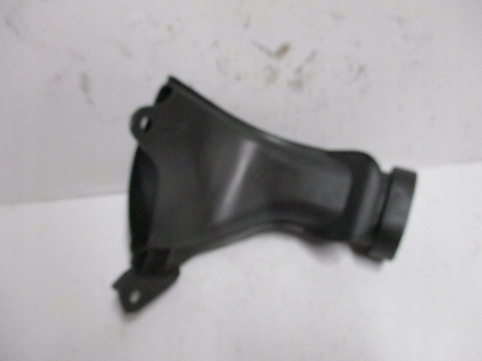 intake air NISSAN NAVARA 1181953S02