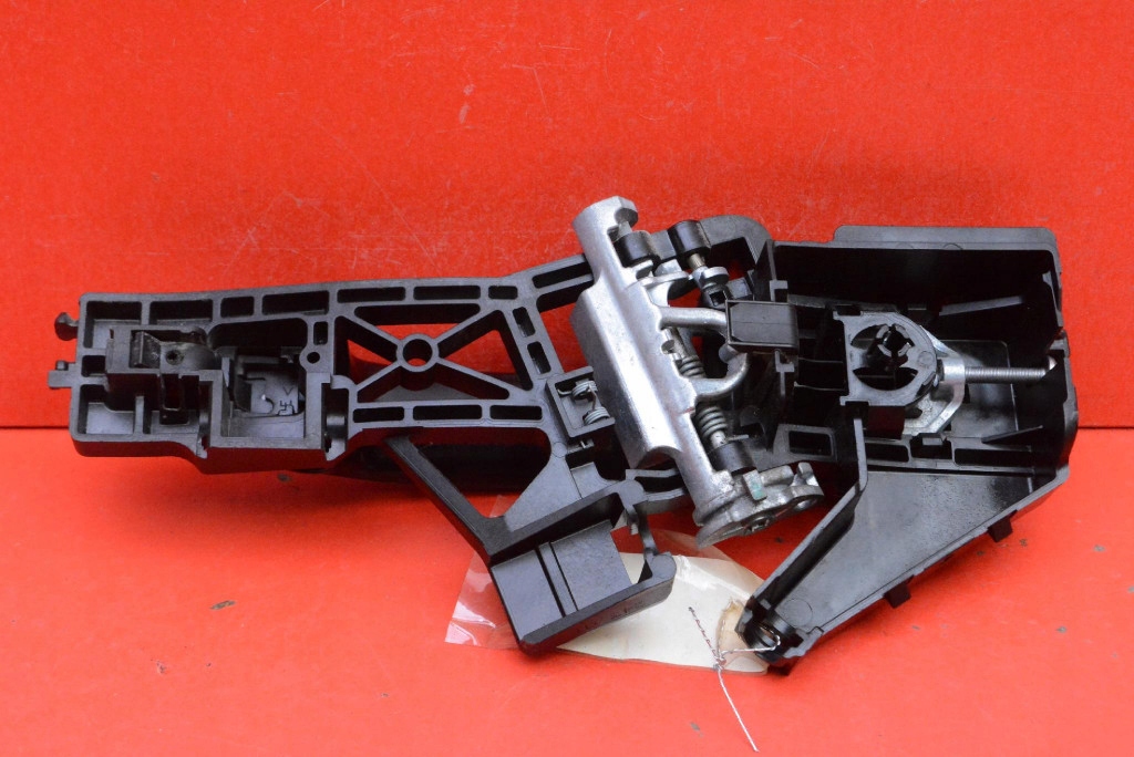 handle right front front KC AV11-R22464-AB FORD B-MAX 12-18