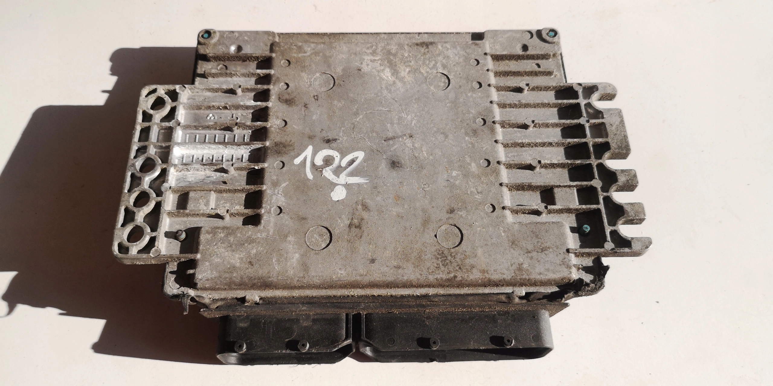 computer ECU NISSAN MICRA MEC32040F33226 original