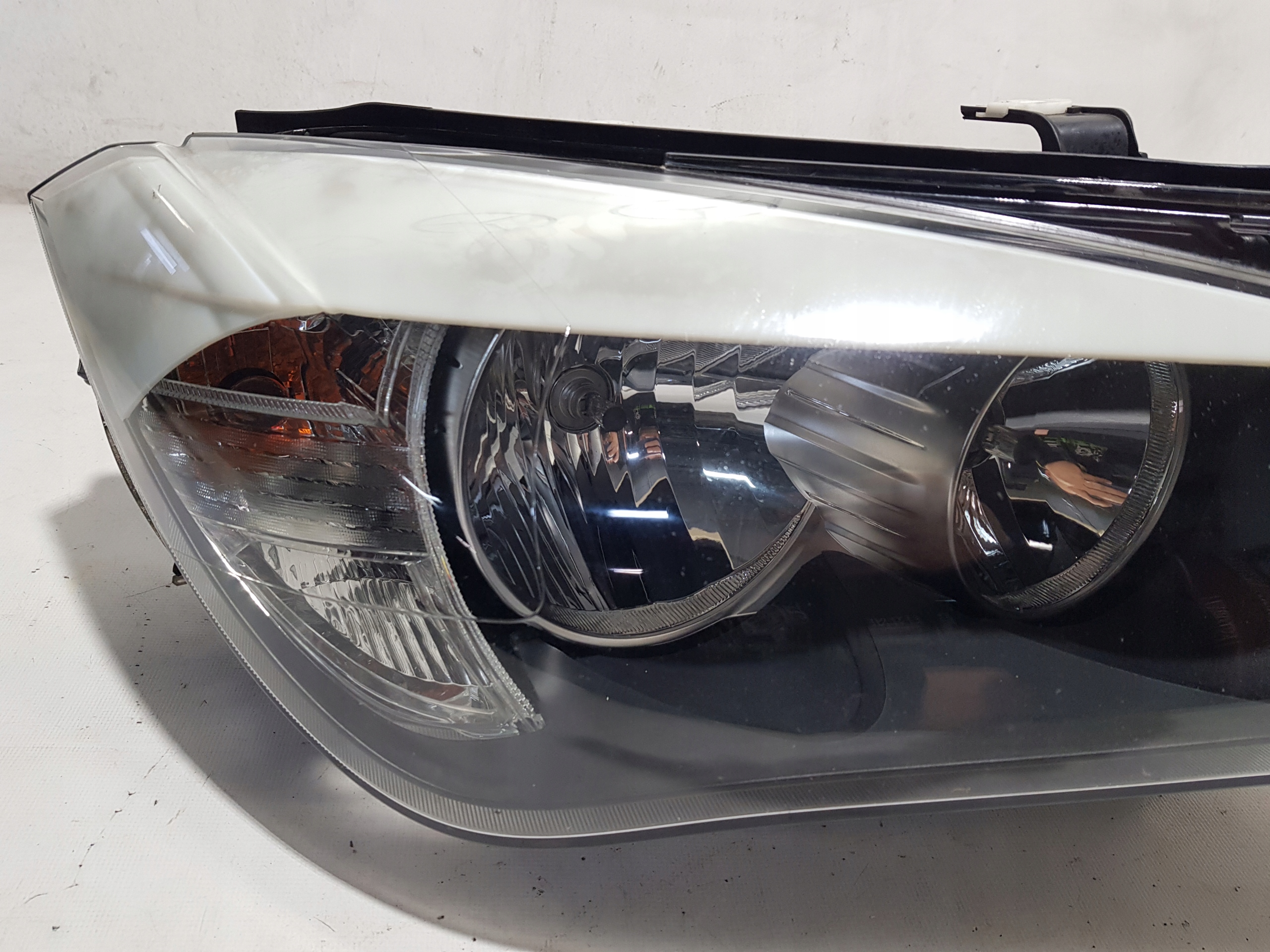 light right front BMW X1 E84 UK 2990004