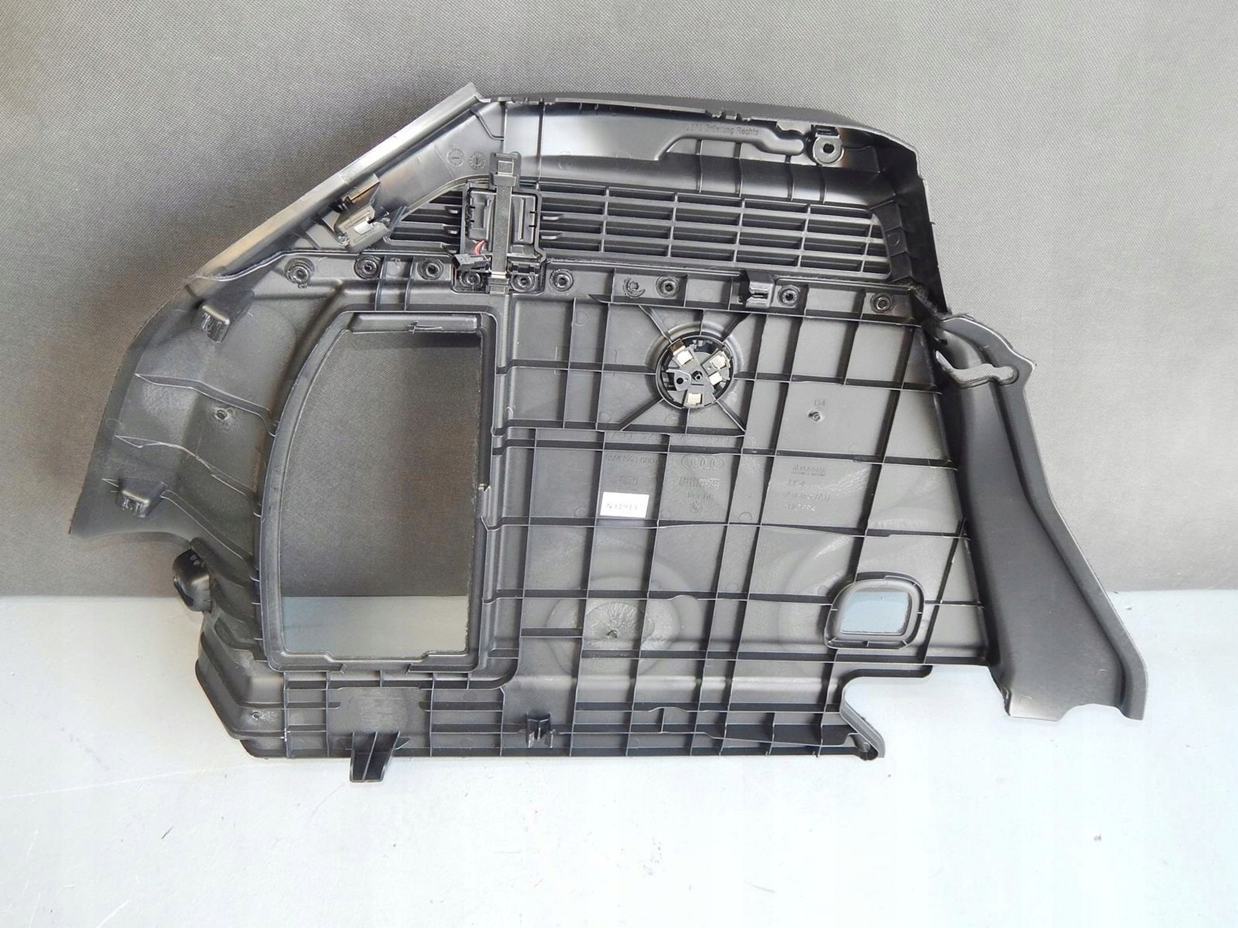 AUDI A3 8V upholstery boot right 8V4863880C