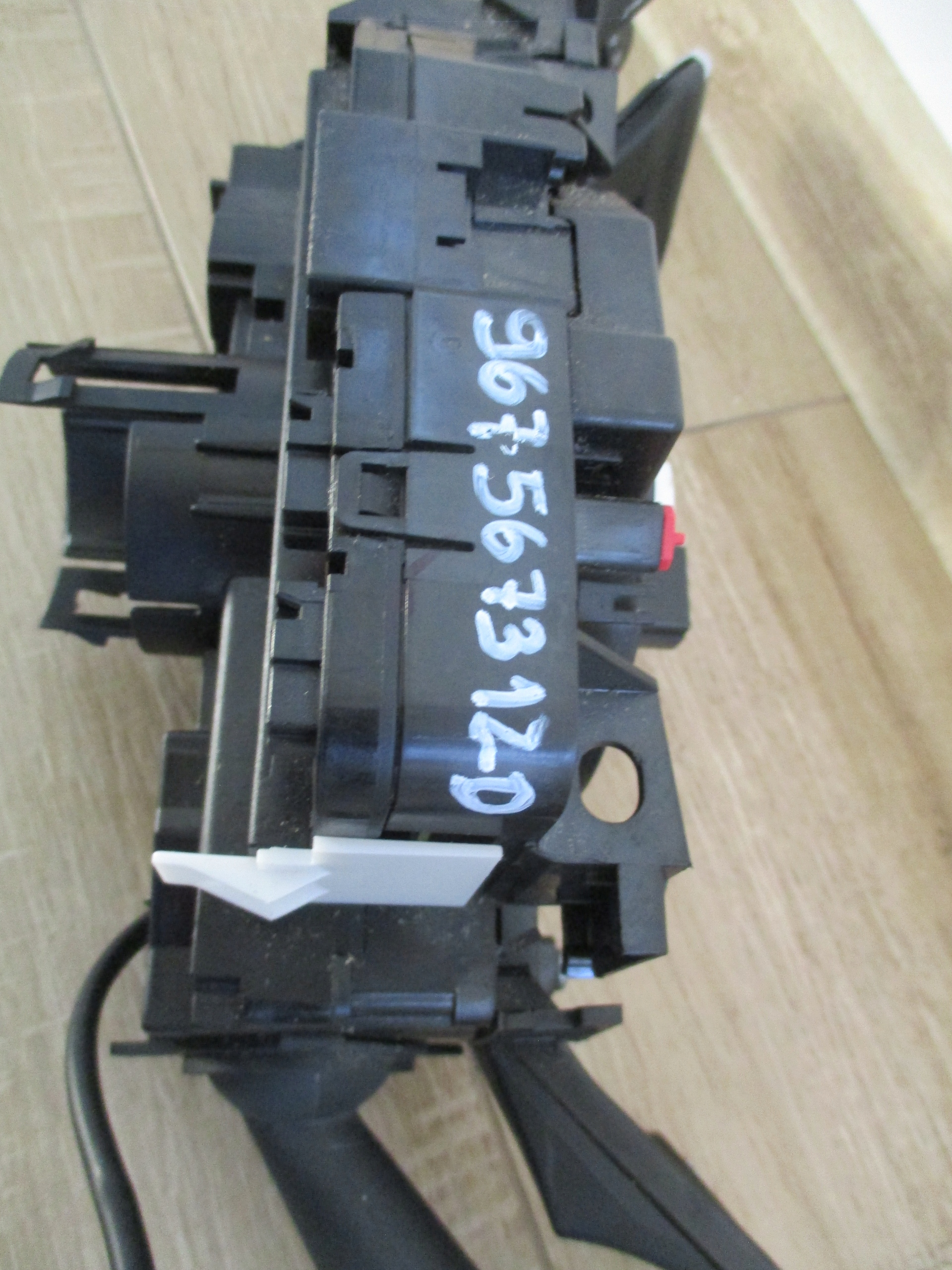 DEVIO LUCI TERGICRISTALLO TERGI DEVIO LUCI DEVIO Peugeot 208 II 2008 II 3008 II 96756731ZD