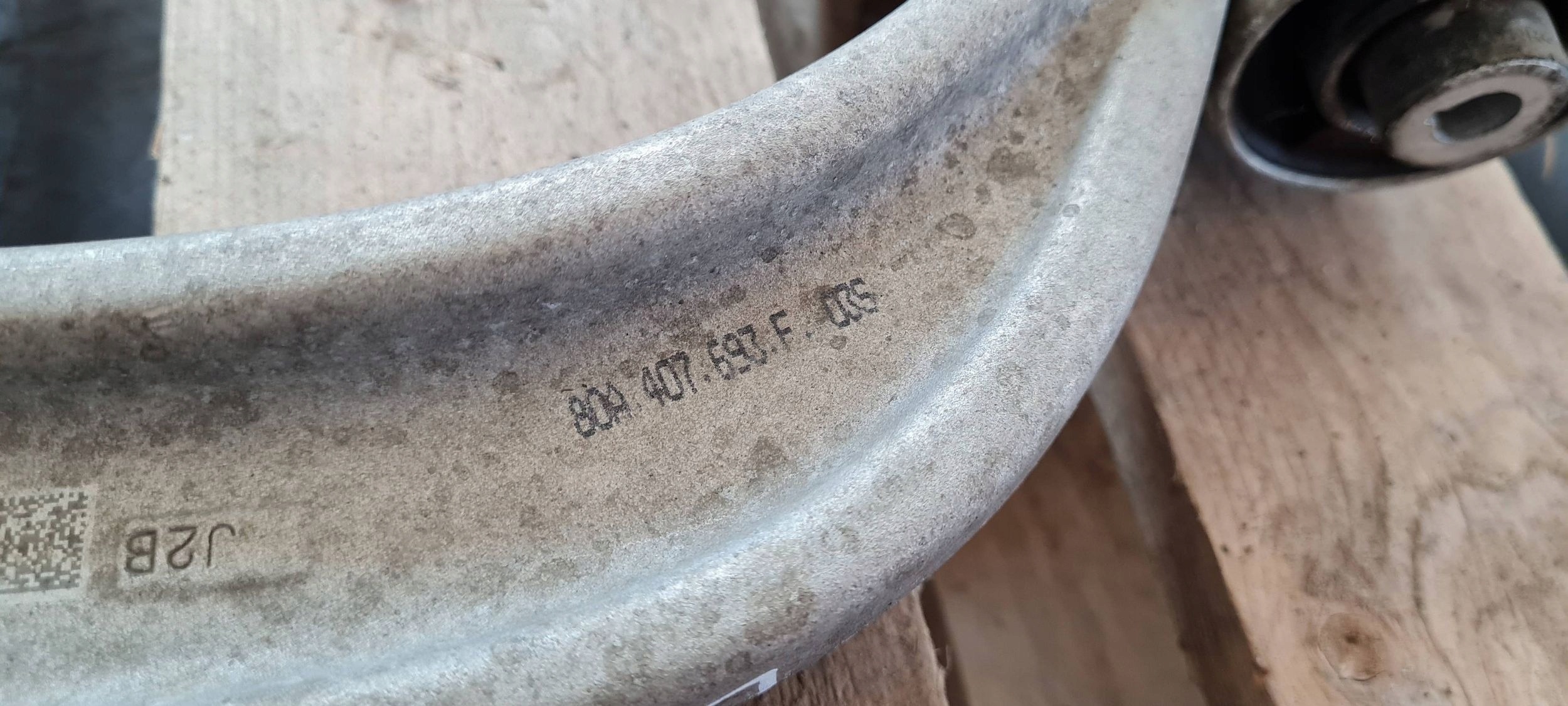 A6 C8 4K arm left front front lower 80A407695C A7 4K Q5 80A