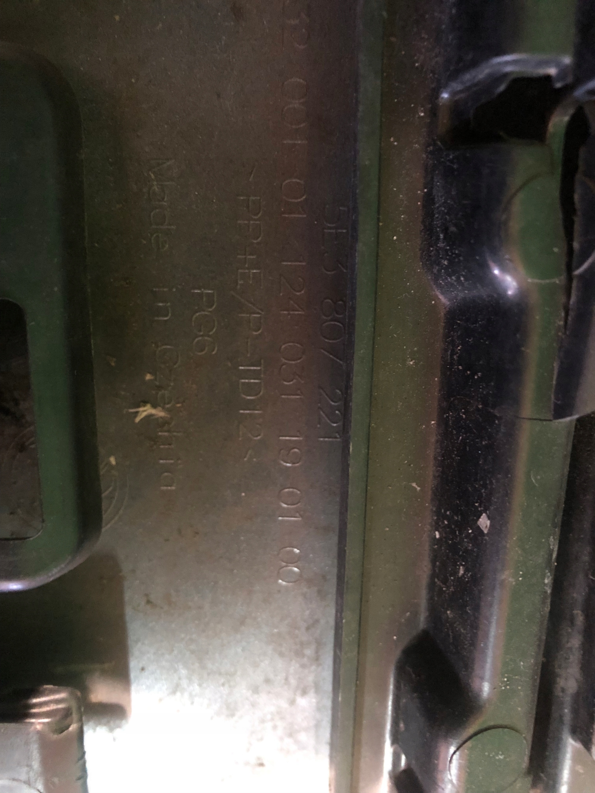 Frontstoßstange SKODA OCTAVIA IV 5E3